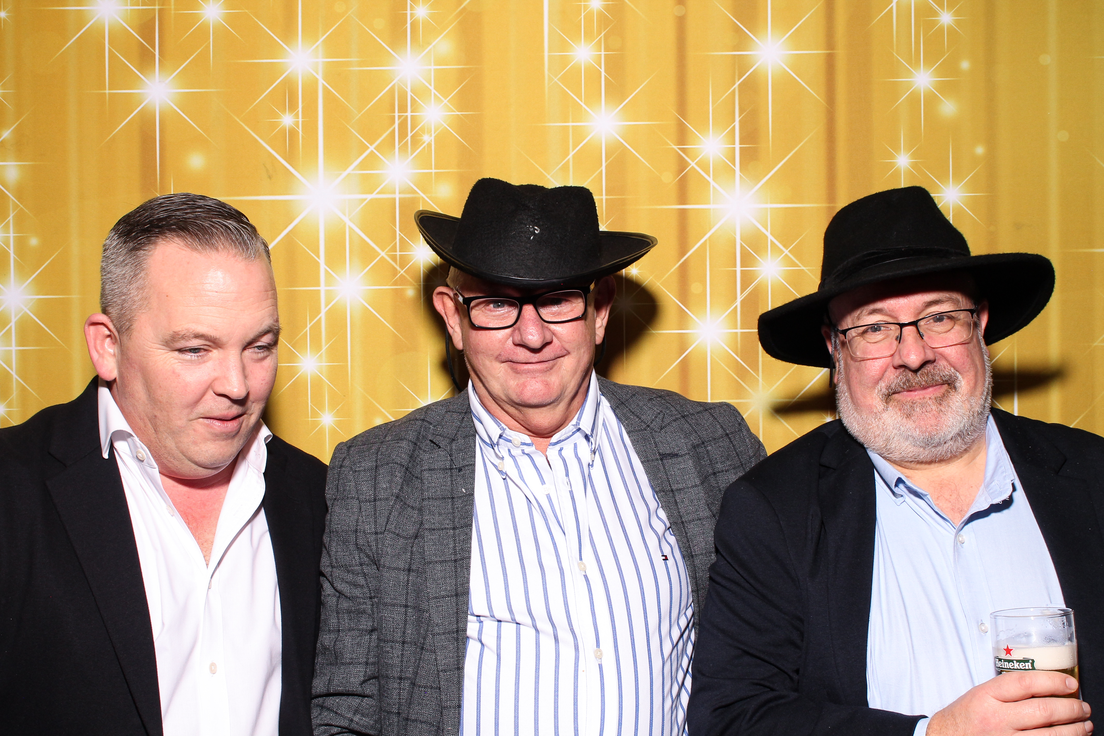 MAWDY Las Vegas Christmas Party 2025 | View more photos from the event at gallery.snapmagic.ie/u/SnapMagic/MAWDY-Las-Vegas-Christmas-Party-2025