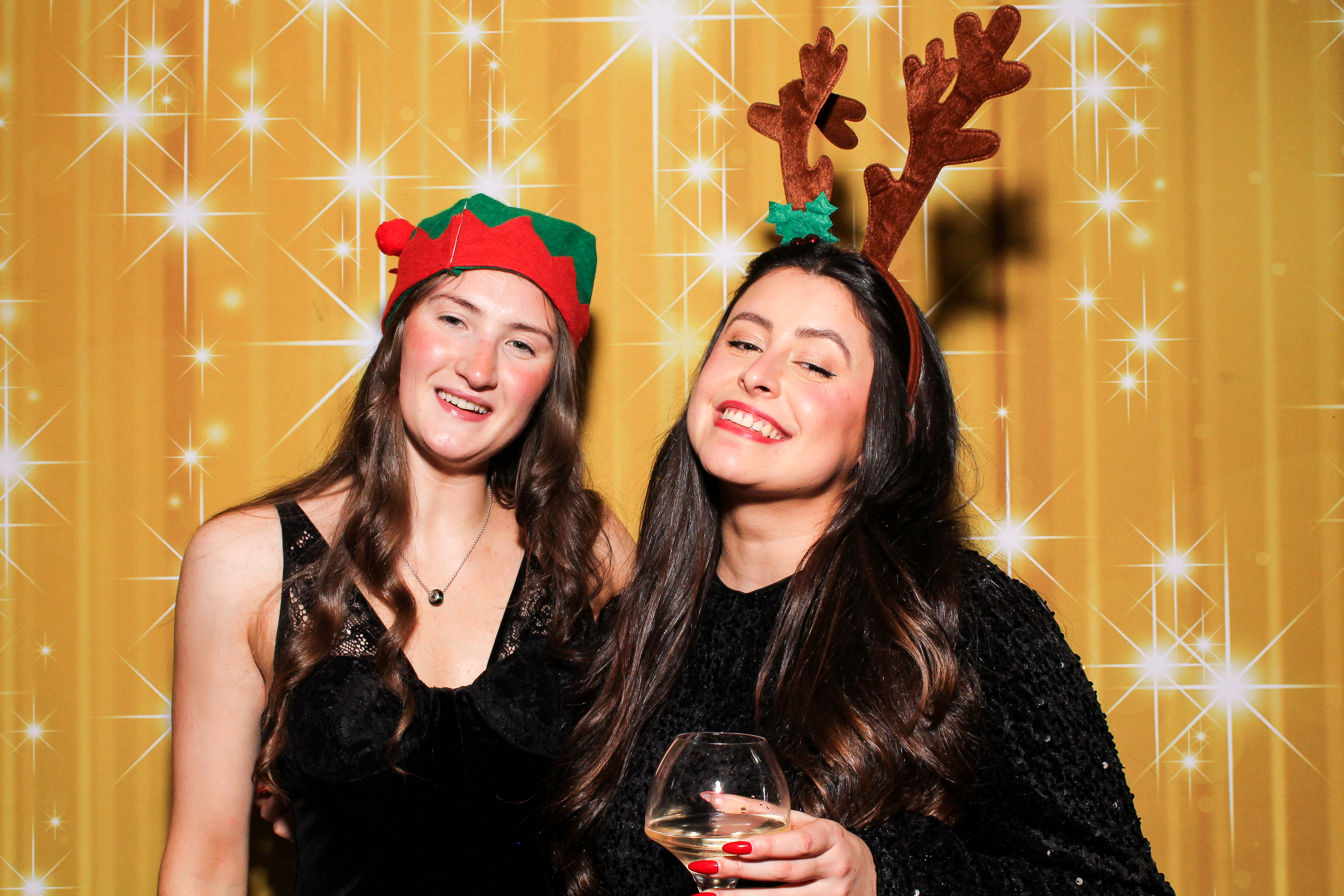 MAWDY Las Vegas Christmas Party 2025 | View more photos from the event at gallery.snapmagic.ie/u/SnapMagic/MAWDY-Las-Vegas-Christmas-Party-2025