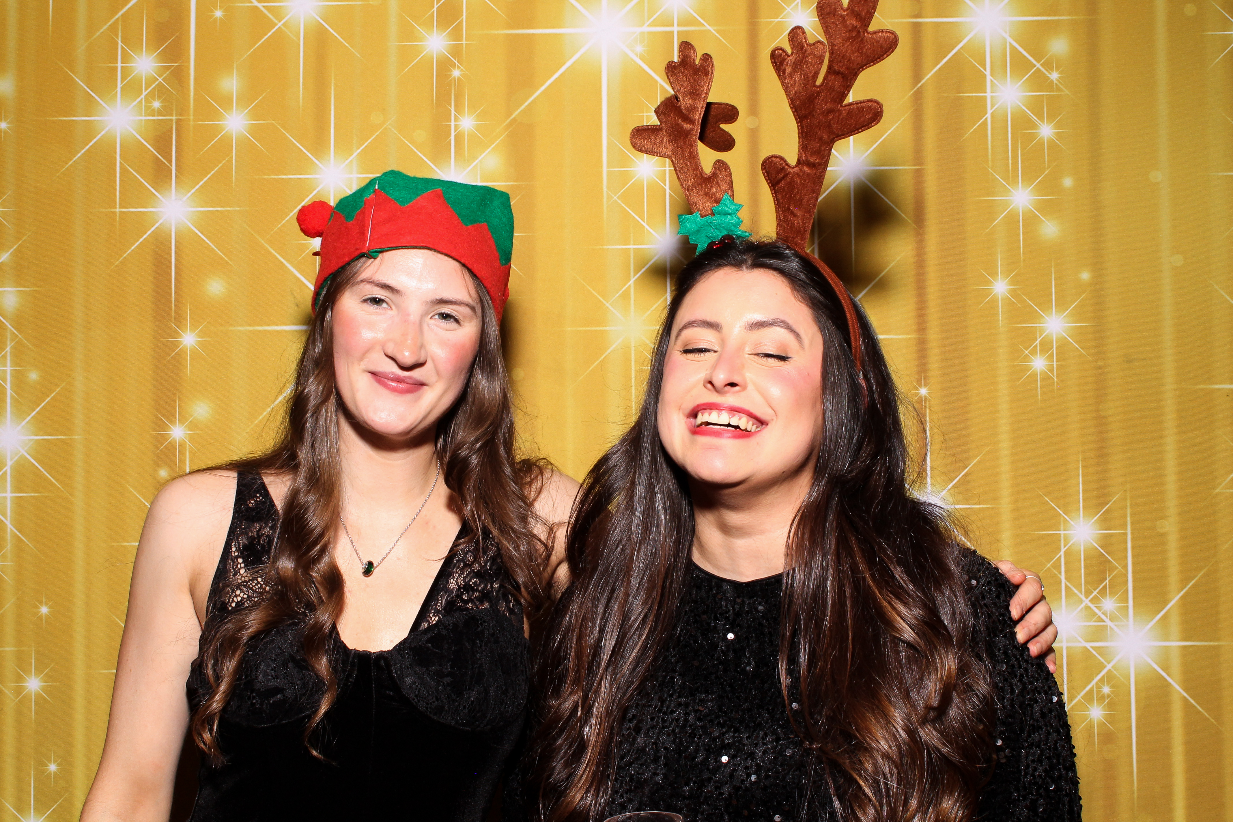 MAWDY Las Vegas Christmas Party 2025 | View more photos from the event at gallery.snapmagic.ie/u/SnapMagic/MAWDY-Las-Vegas-Christmas-Party-2025