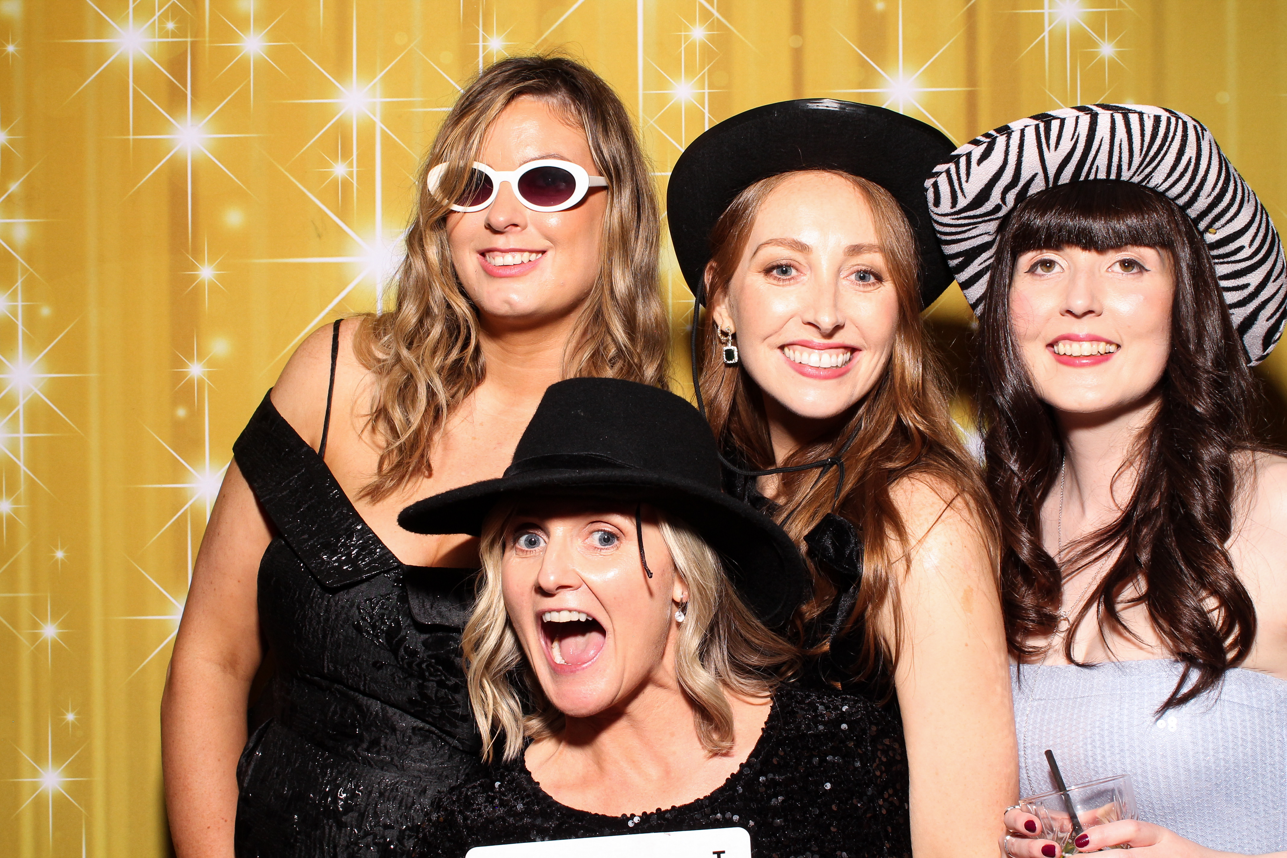 MAWDY Las Vegas Christmas Party 2025 | View more photos from the event at gallery.snapmagic.ie/u/SnapMagic/MAWDY-Las-Vegas-Christmas-Party-2025