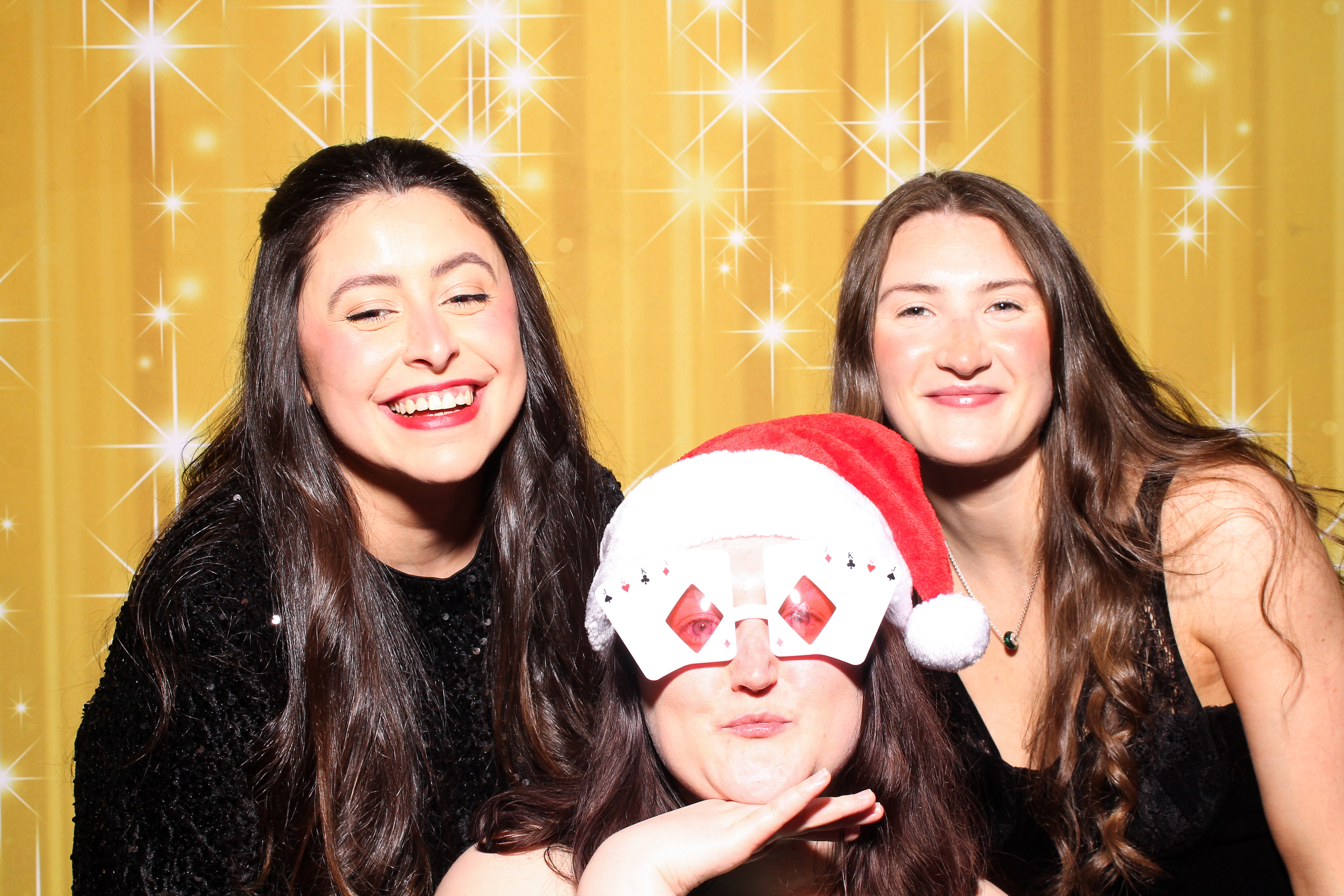 MAWDY Las Vegas Christmas Party 2025 | View more photos from the event at gallery.snapmagic.ie/u/SnapMagic/MAWDY-Las-Vegas-Christmas-Party-2025