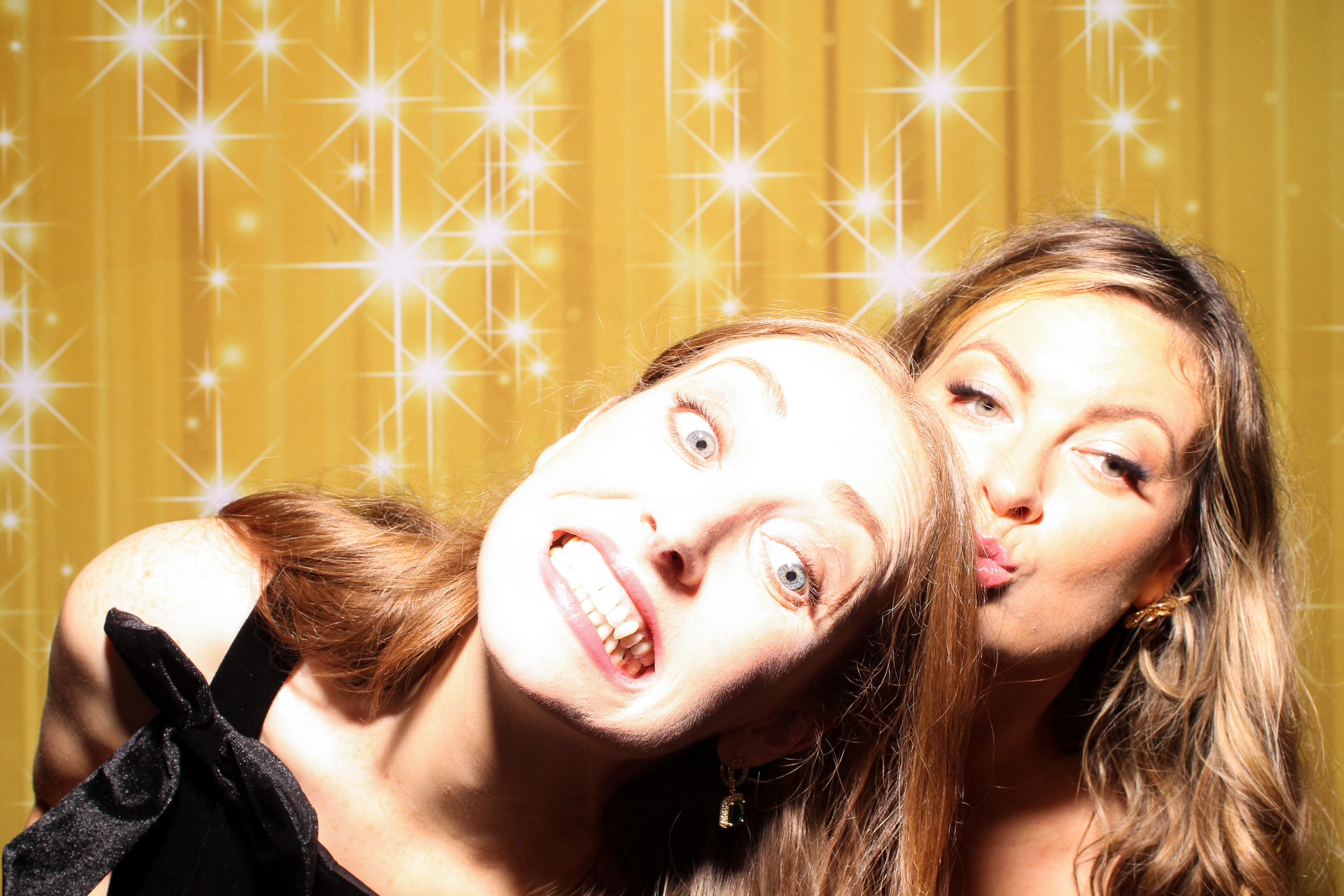 MAWDY Las Vegas Christmas Party 2025 | View more photos from the event at gallery.snapmagic.ie/u/SnapMagic/MAWDY-Las-Vegas-Christmas-Party-2025