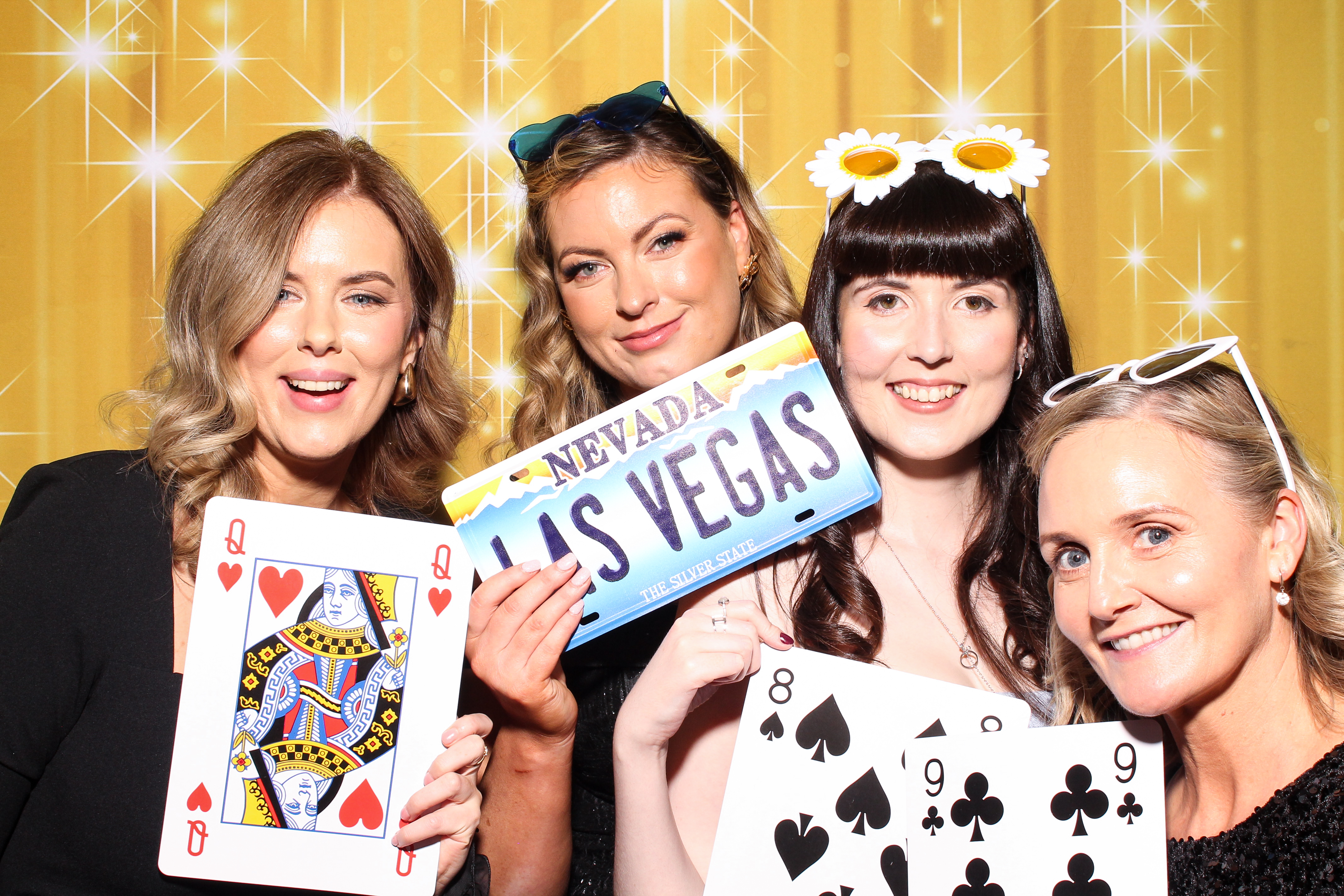 MAWDY Las Vegas Christmas Party 2025 | View more photos from the event at gallery.snapmagic.ie/u/SnapMagic/MAWDY-Las-Vegas-Christmas-Party-2025