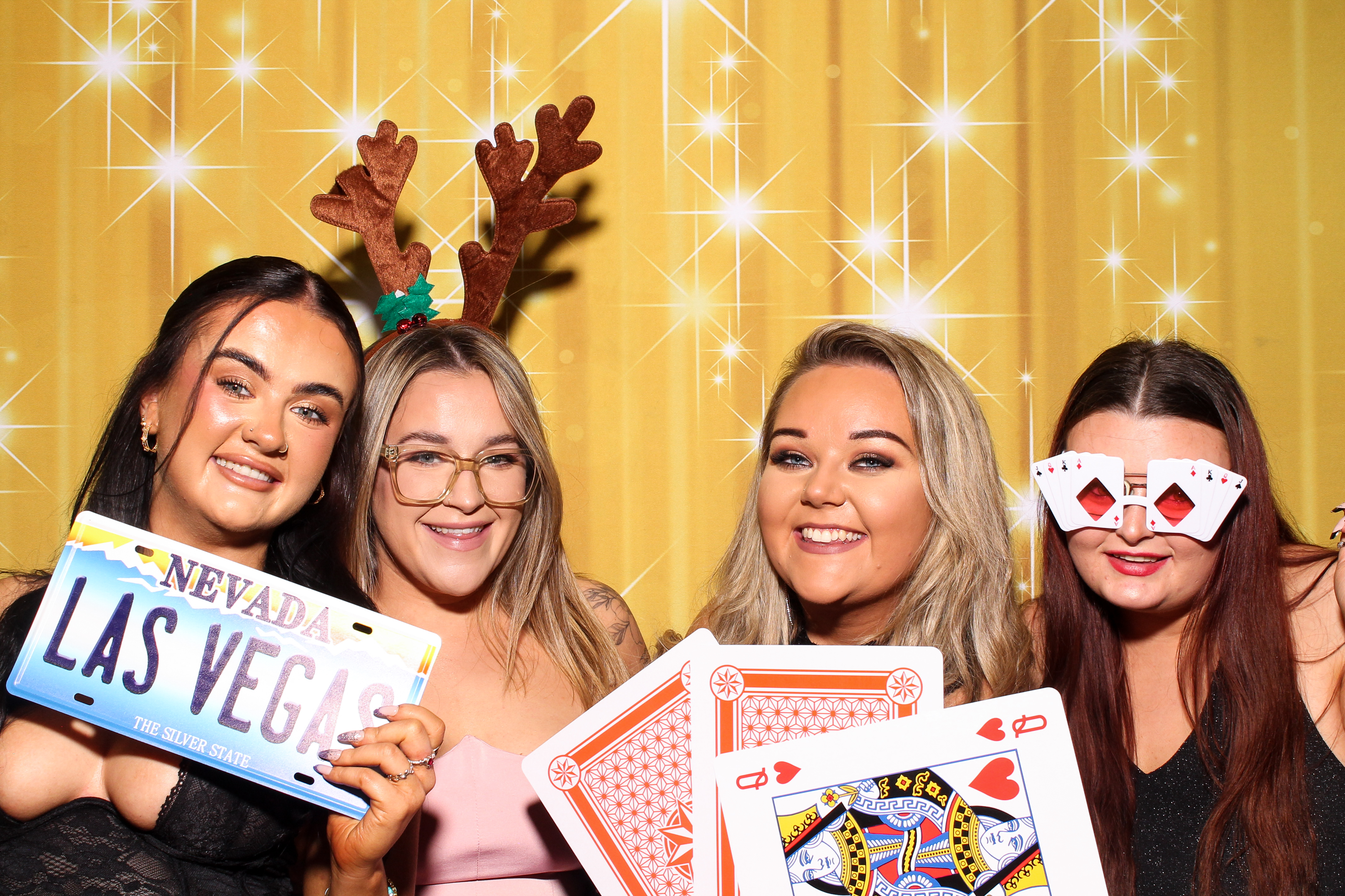 MAWDY Las Vegas Christmas Party 2025 | View more photos from the event at gallery.snapmagic.ie/u/SnapMagic/MAWDY-Las-Vegas-Christmas-Party-2025