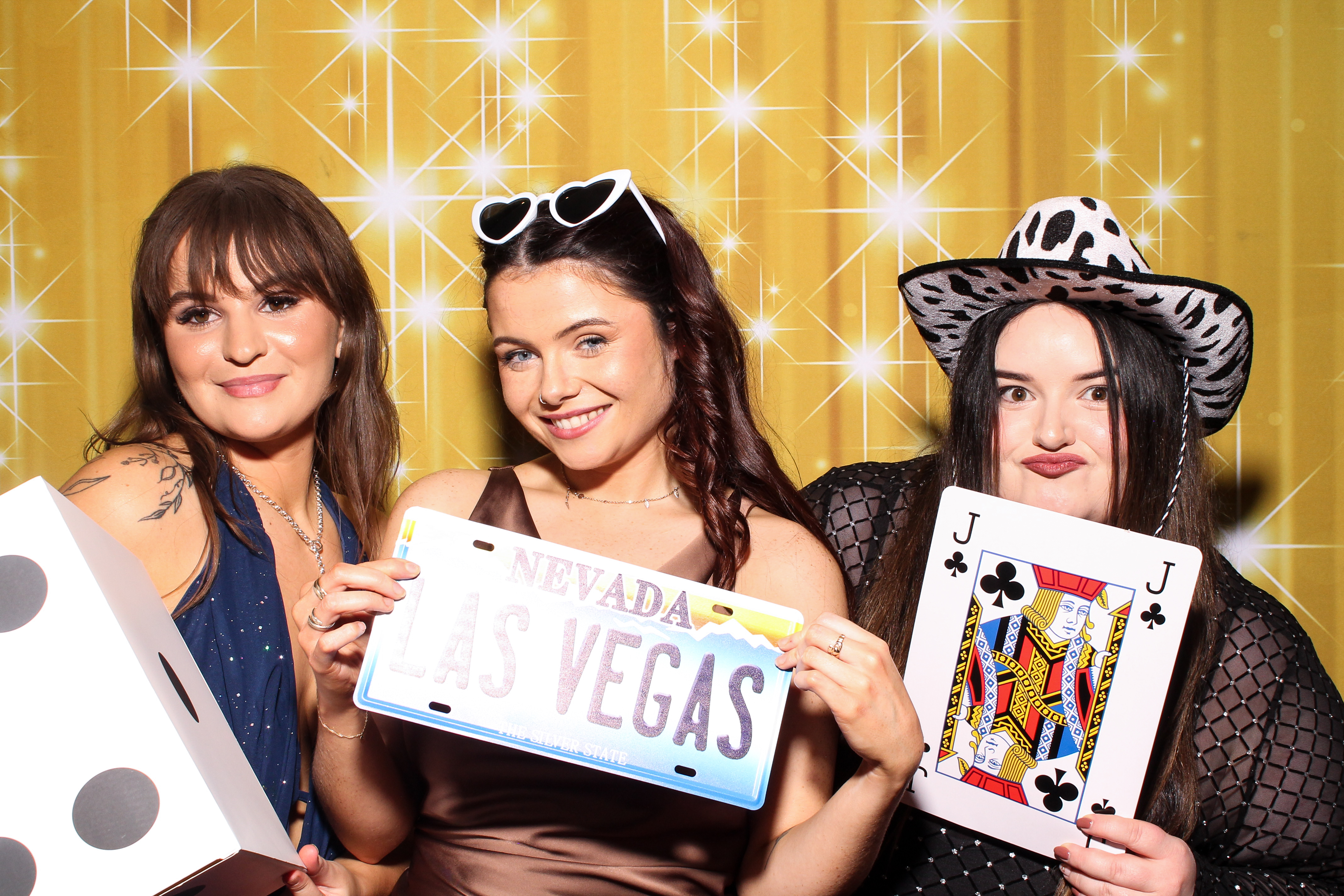 MAWDY Las Vegas Christmas Party 2025 | View more photos from the event at gallery.snapmagic.ie/u/SnapMagic/MAWDY-Las-Vegas-Christmas-Party-2025