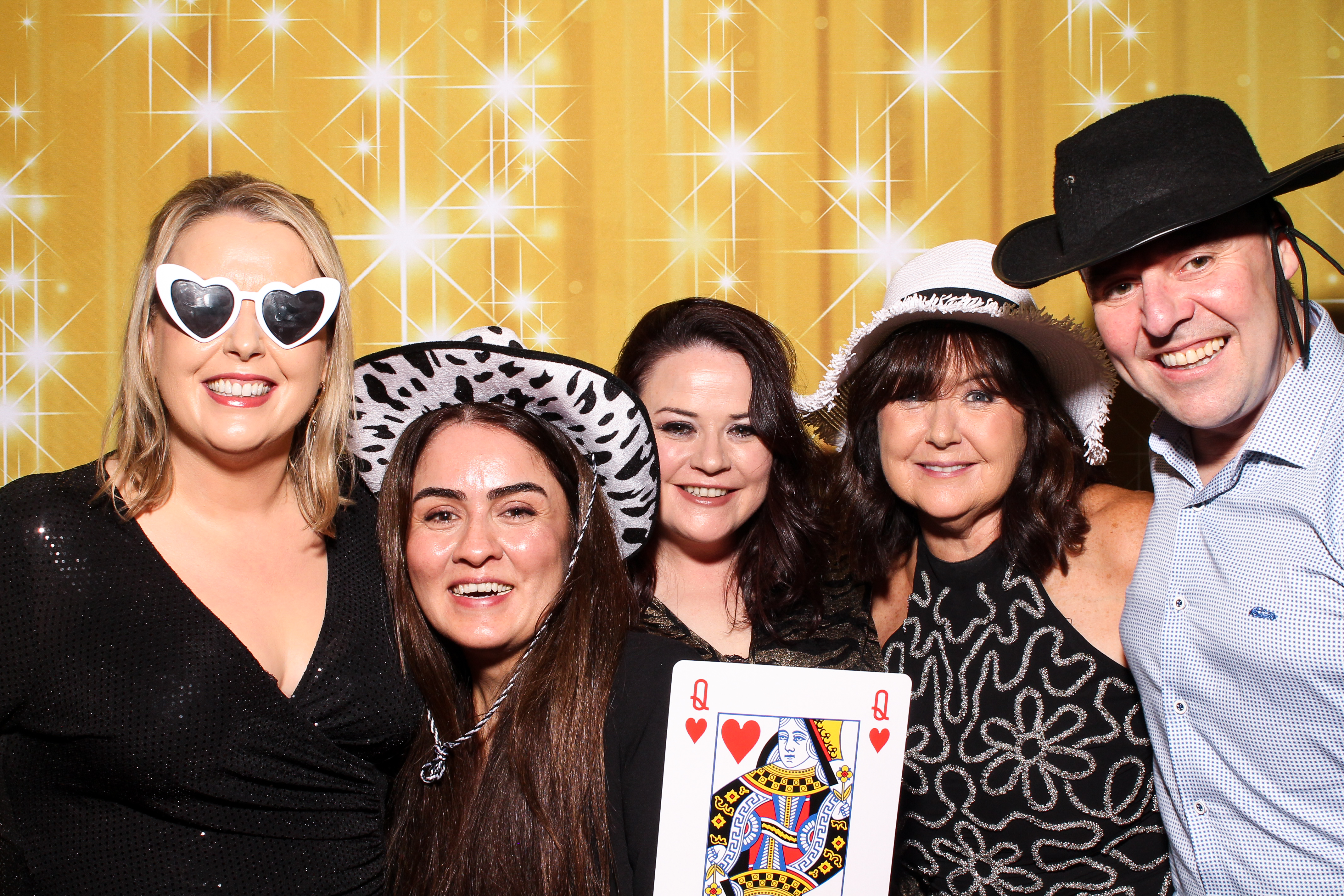 MAWDY Las Vegas Christmas Party 2025 | View more photos from the event at gallery.snapmagic.ie/u/SnapMagic/MAWDY-Las-Vegas-Christmas-Party-2025