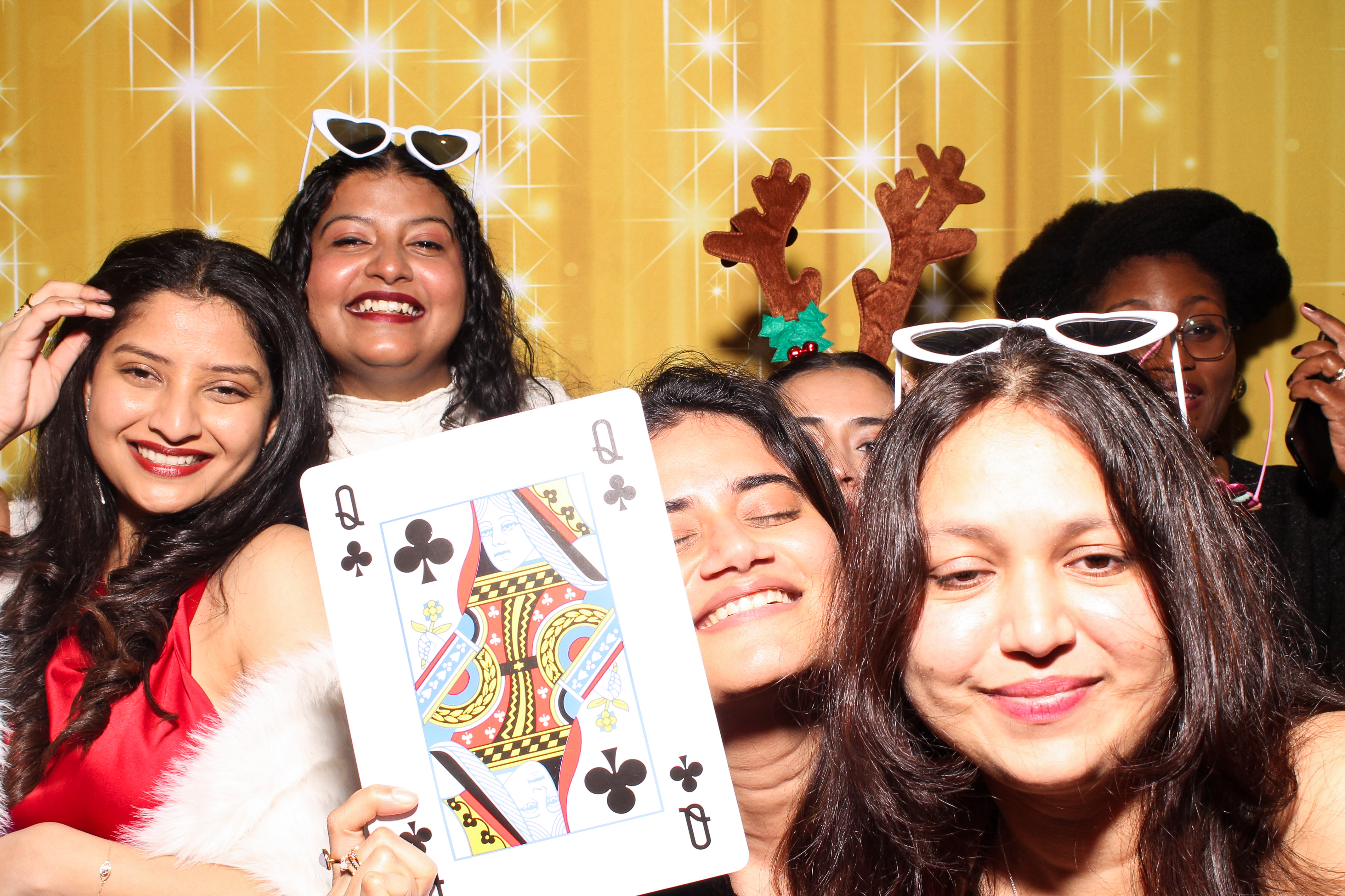 MAWDY Las Vegas Christmas Party 2025 | View more photos from the event at gallery.snapmagic.ie/u/SnapMagic/MAWDY-Las-Vegas-Christmas-Party-2025