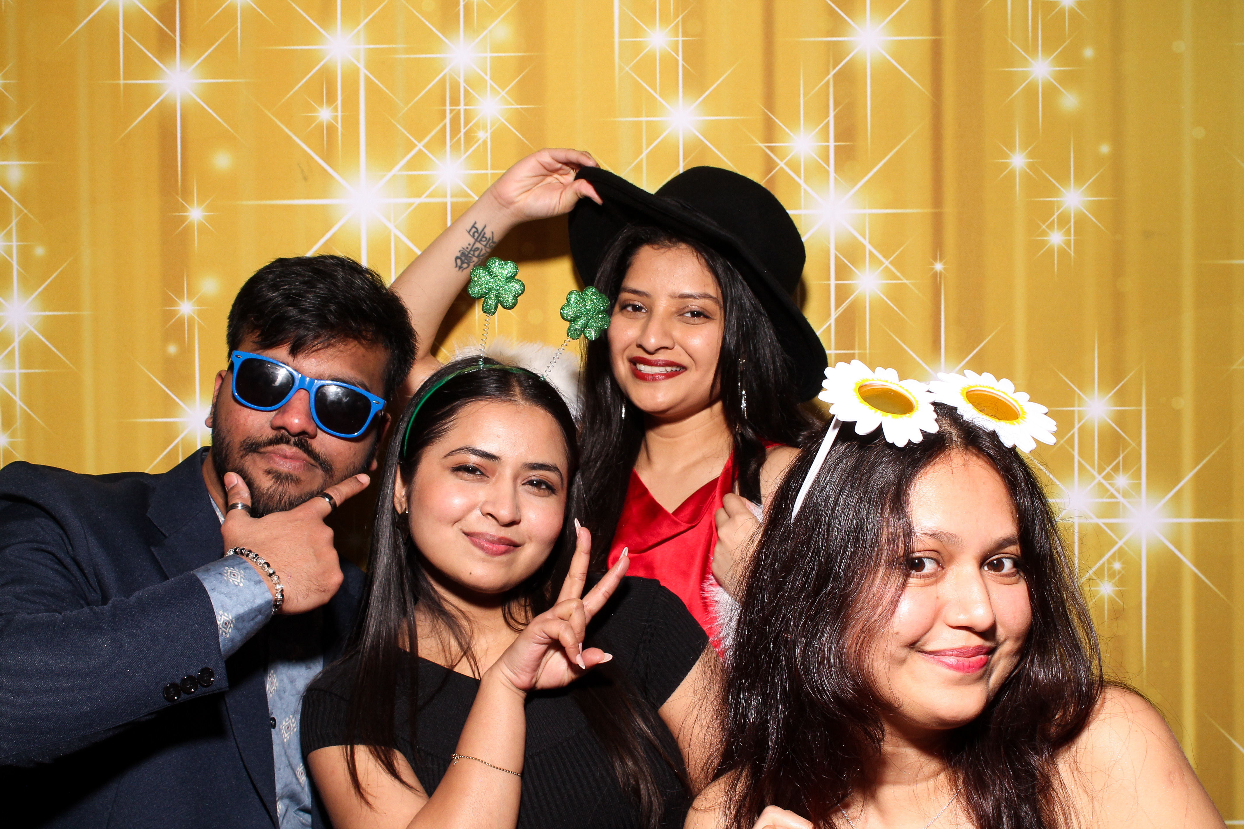 MAWDY Las Vegas Christmas Party 2025 | View more photos from the event at gallery.snapmagic.ie/u/SnapMagic/MAWDY-Las-Vegas-Christmas-Party-2025