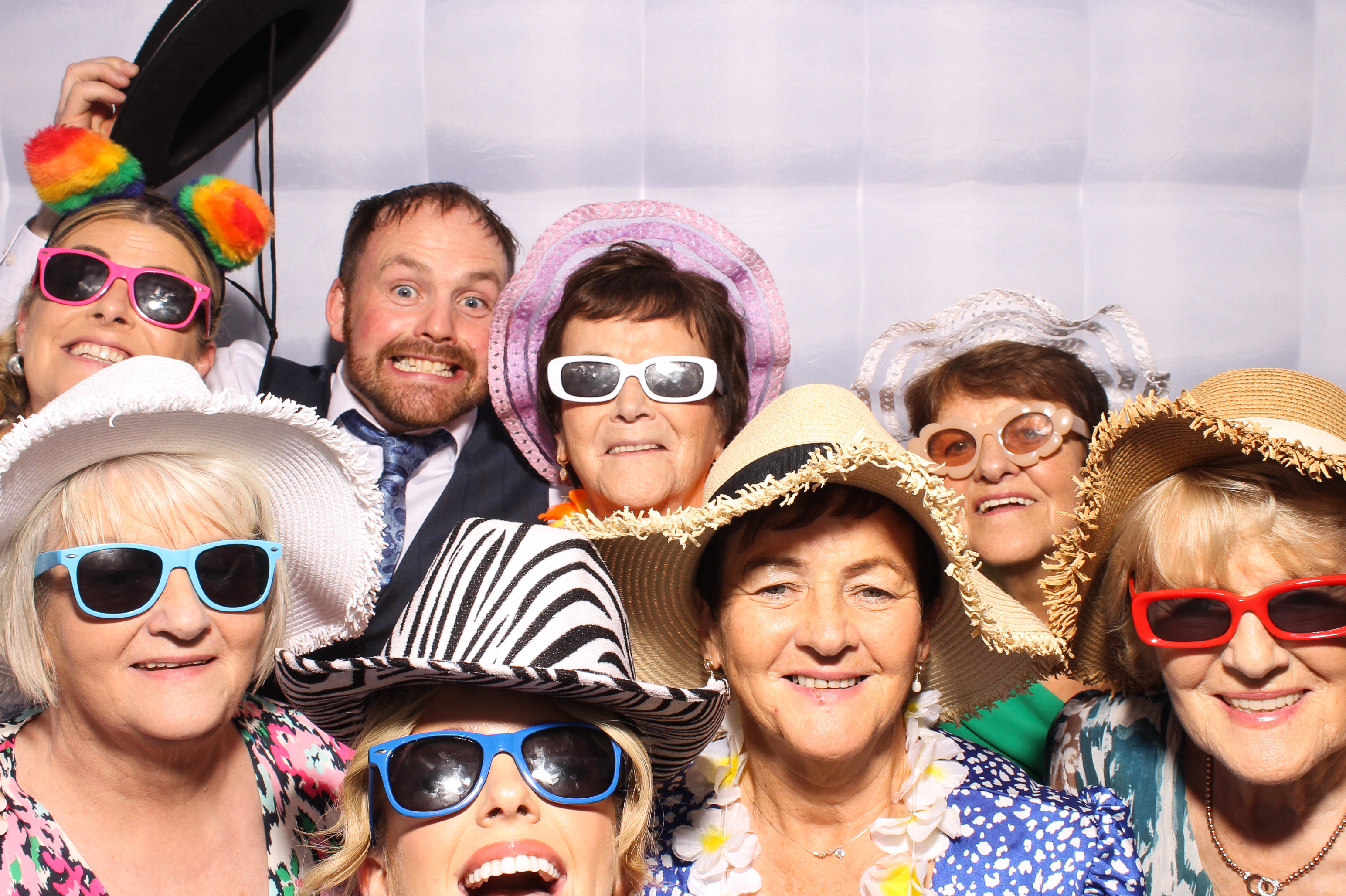 Mariah & Gary | View more photos from the event at gallery.snapmagic.ie/u/SnapMagic/Mariah-Gary