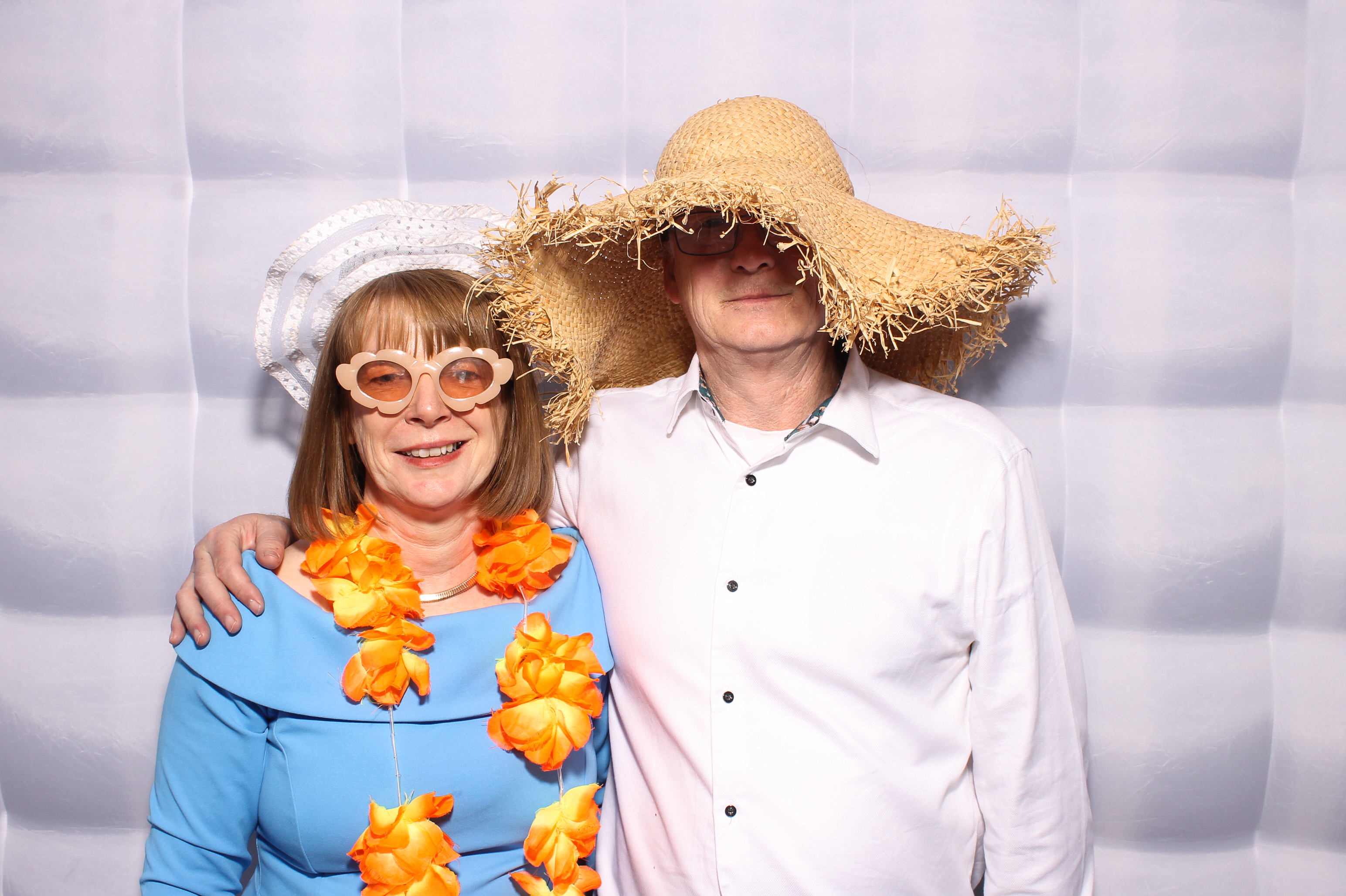 Mariah & Gary | View more photos from the event at gallery.snapmagic.ie/u/SnapMagic/Mariah-Gary