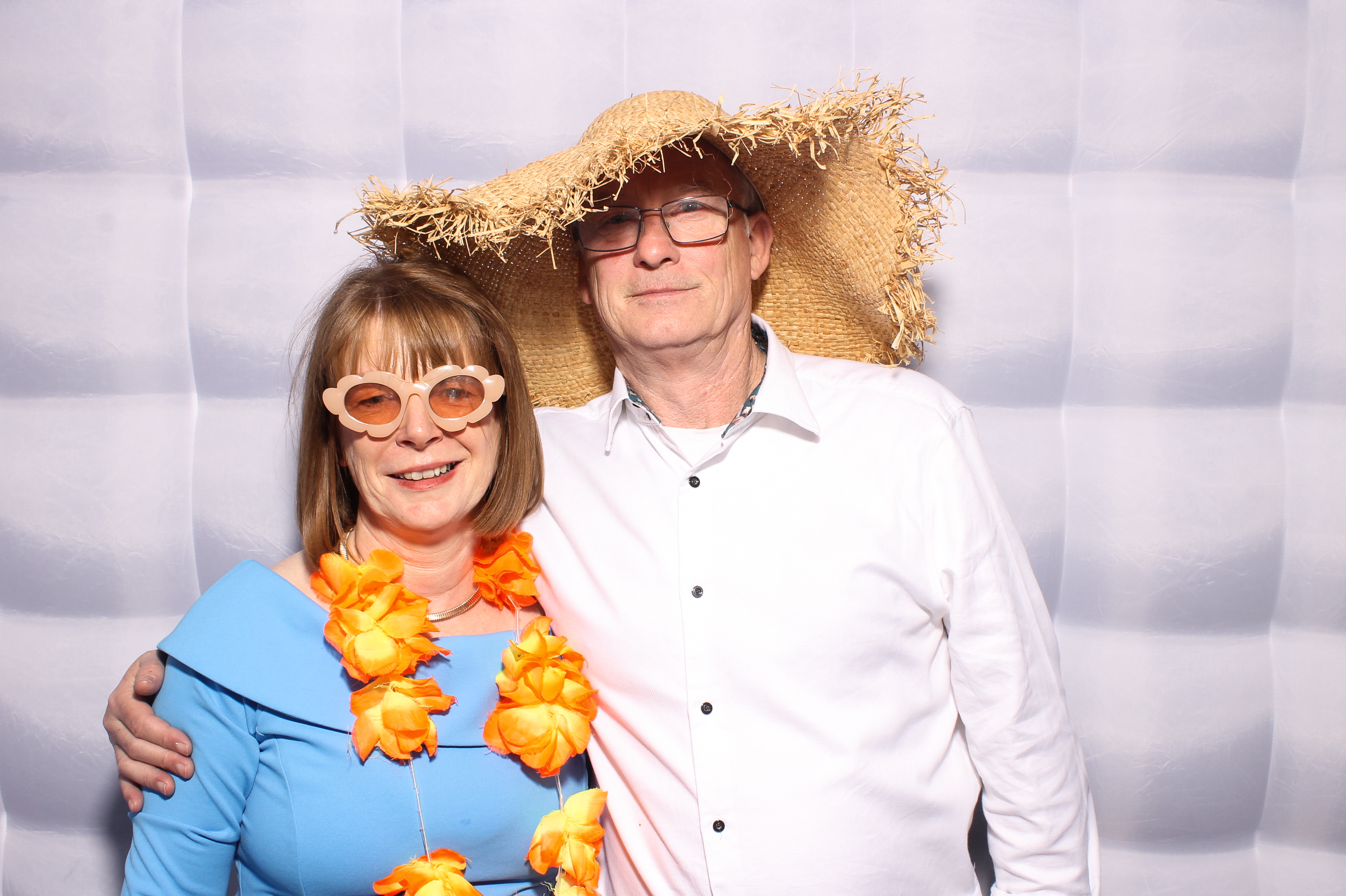 Mariah & Gary | View more photos from the event at gallery.snapmagic.ie/u/SnapMagic/Mariah-Gary