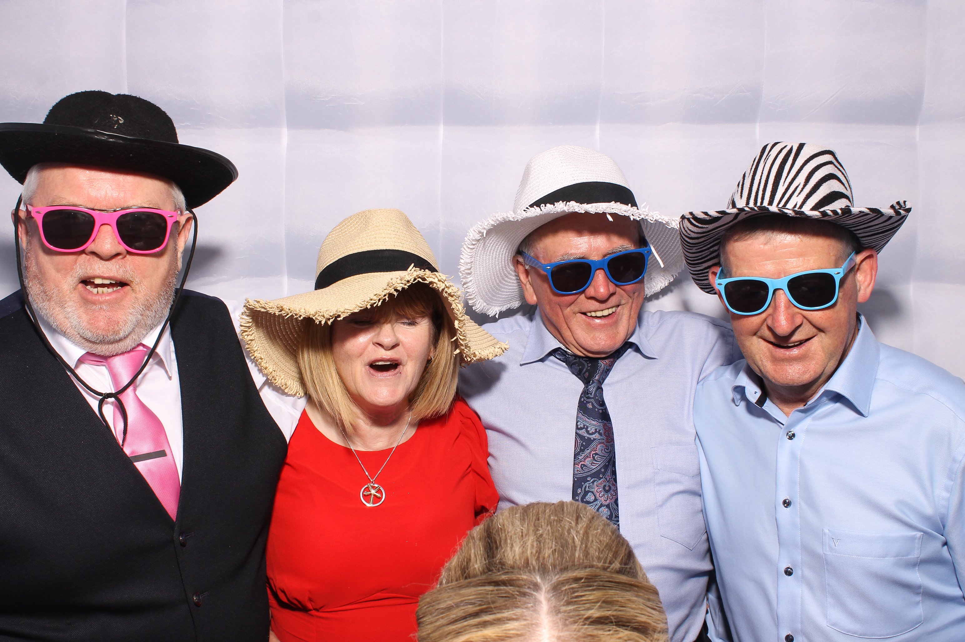 Mariah & Gary | View more photos from the event at gallery.snapmagic.ie/u/SnapMagic/Mariah-Gary