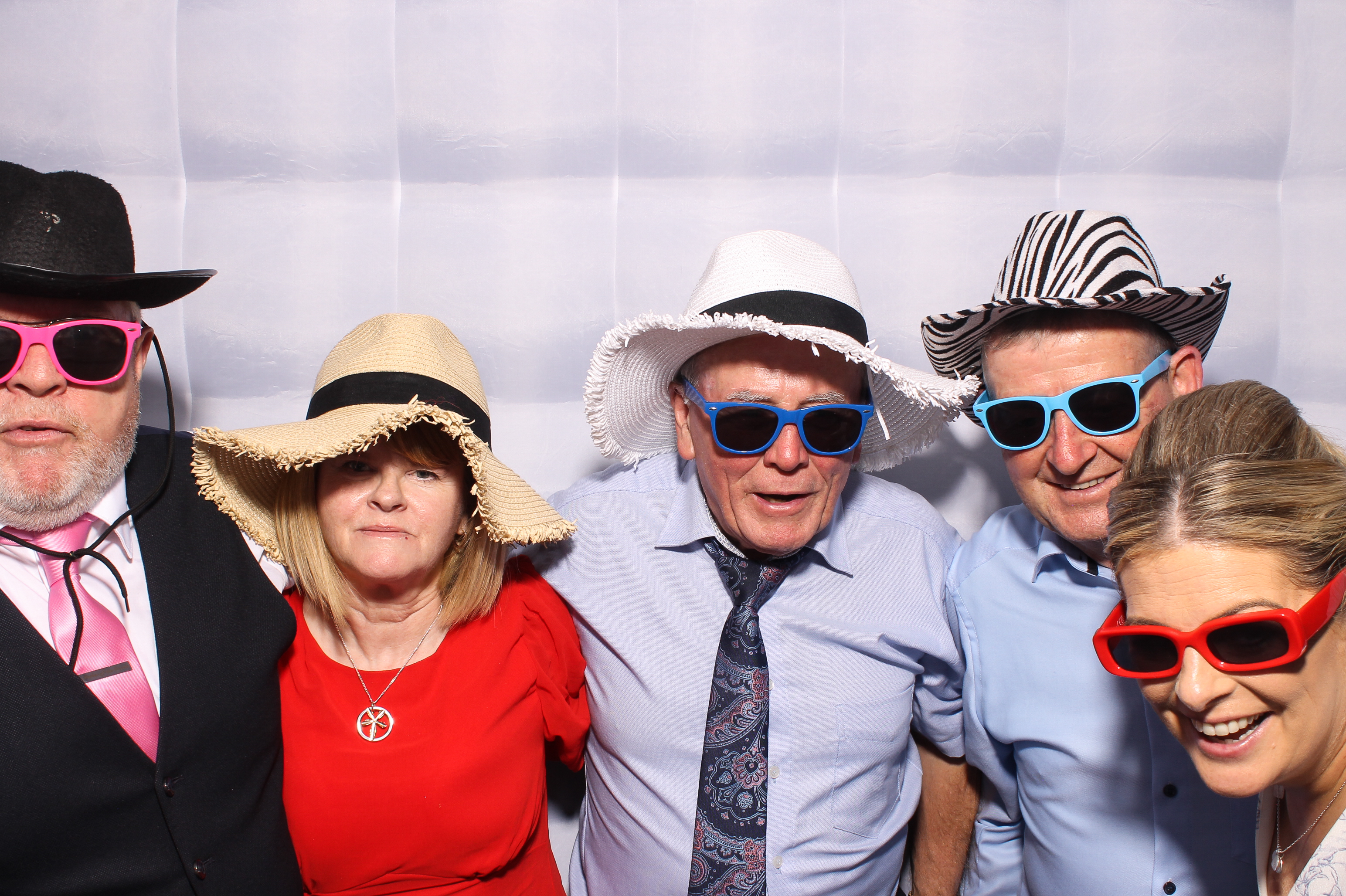 Mariah & Gary | View more photos from the event at gallery.snapmagic.ie/u/SnapMagic/Mariah-Gary