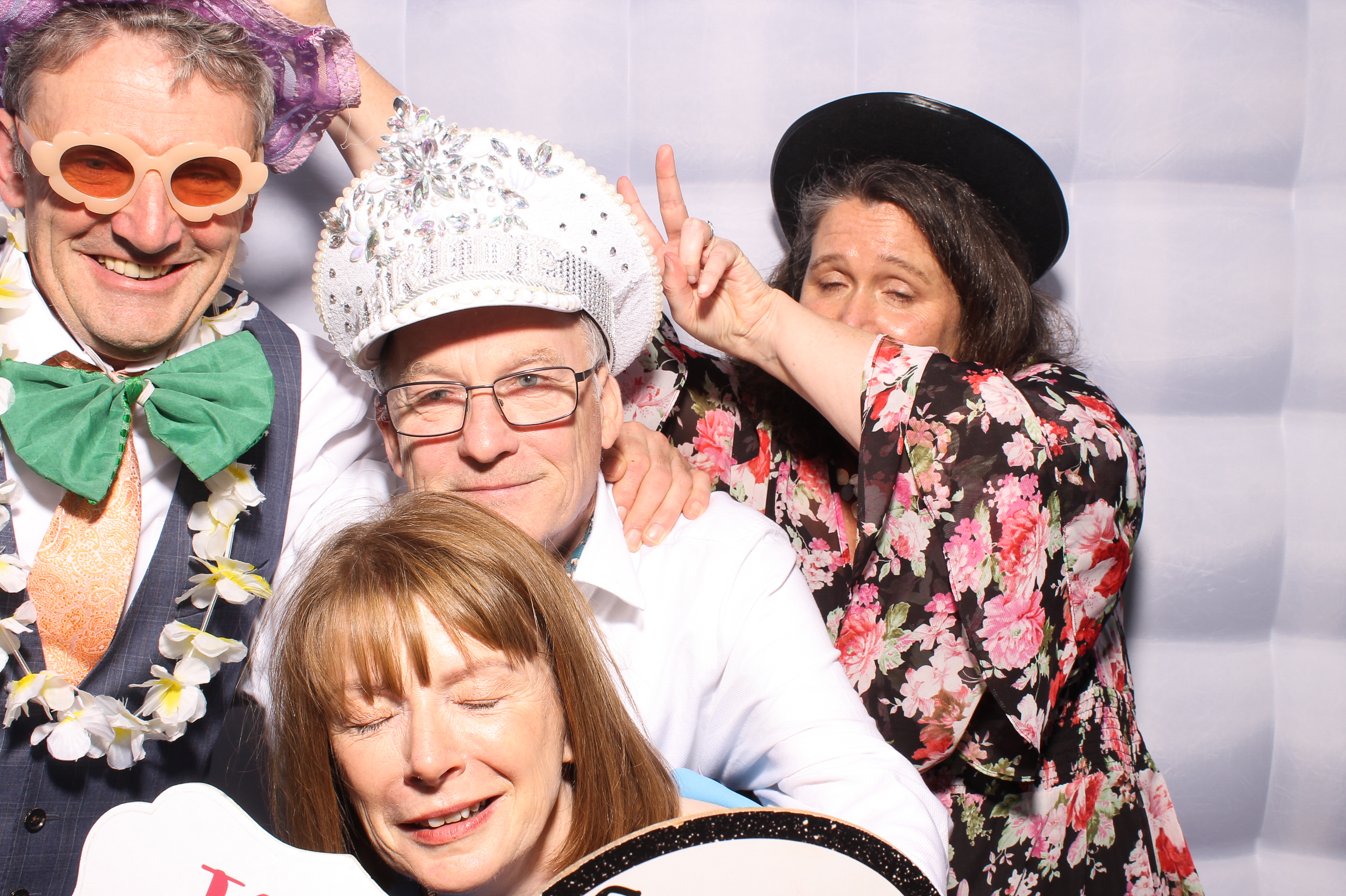 Mariah & Gary | View more photos from the event at gallery.snapmagic.ie/u/SnapMagic/Mariah-Gary