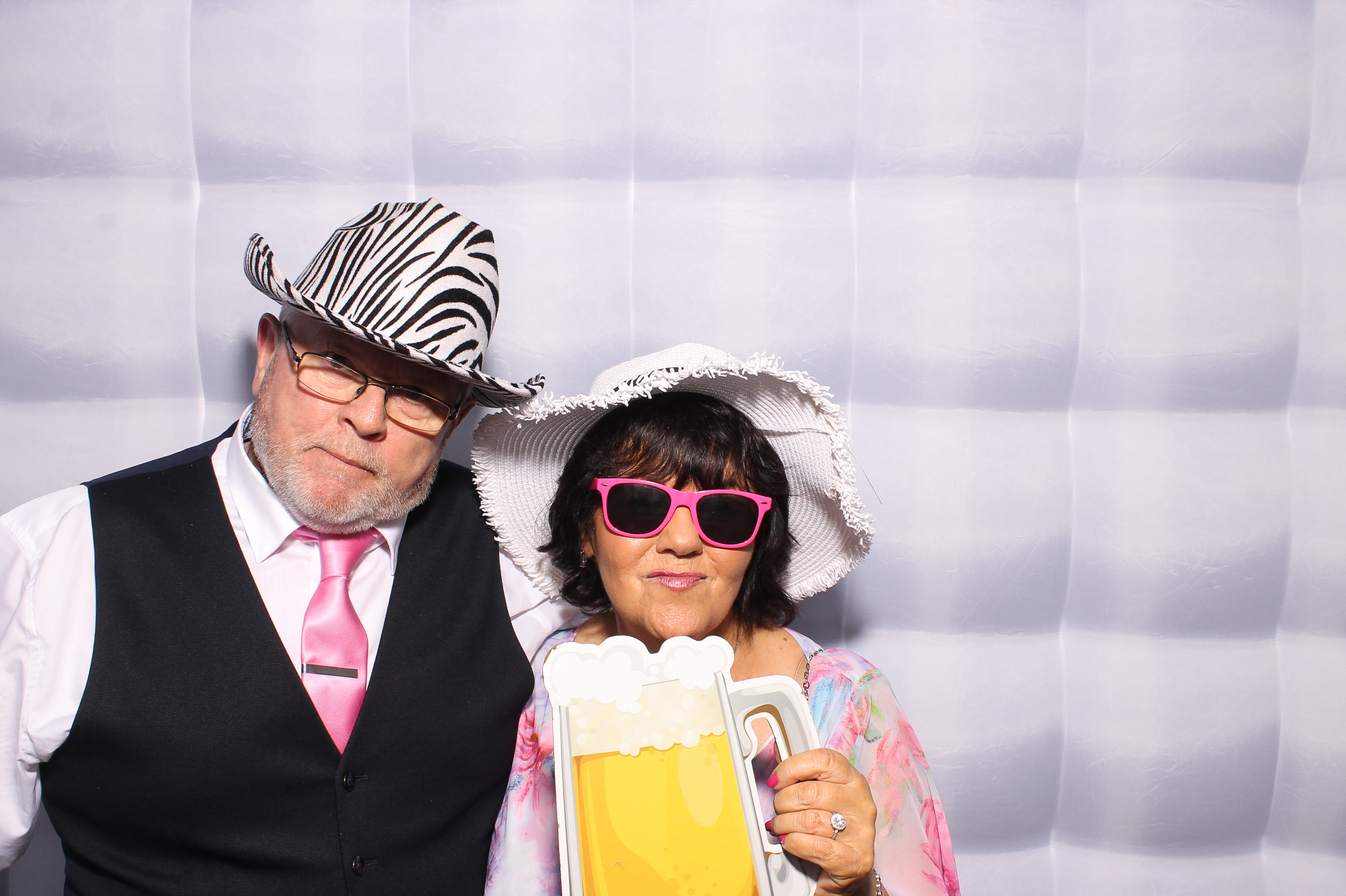 Mariah & Gary | View more photos from the event at gallery.snapmagic.ie/u/SnapMagic/Mariah-Gary