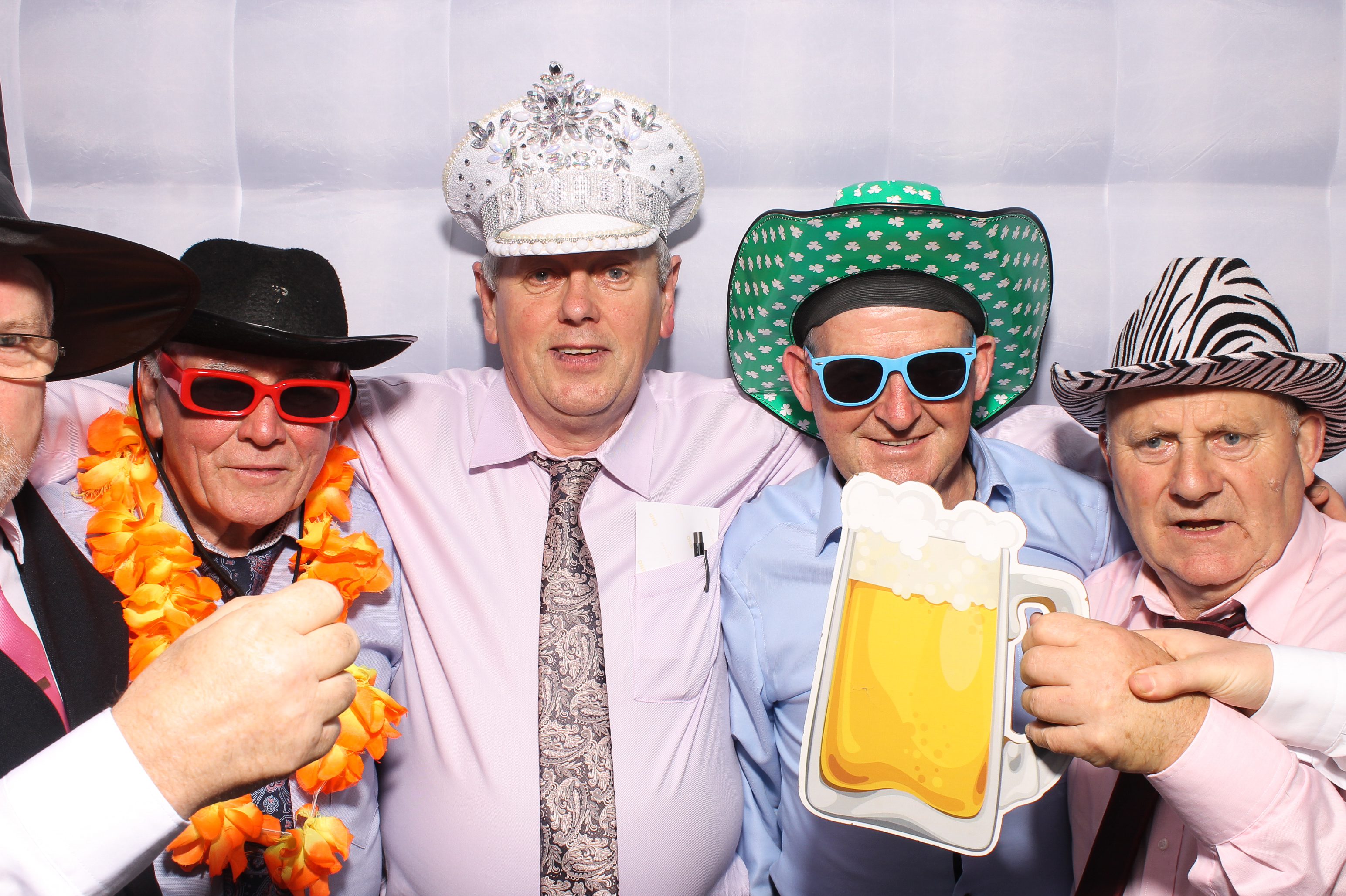 Mariah & Gary | View more photos from the event at gallery.snapmagic.ie/u/SnapMagic/Mariah-Gary