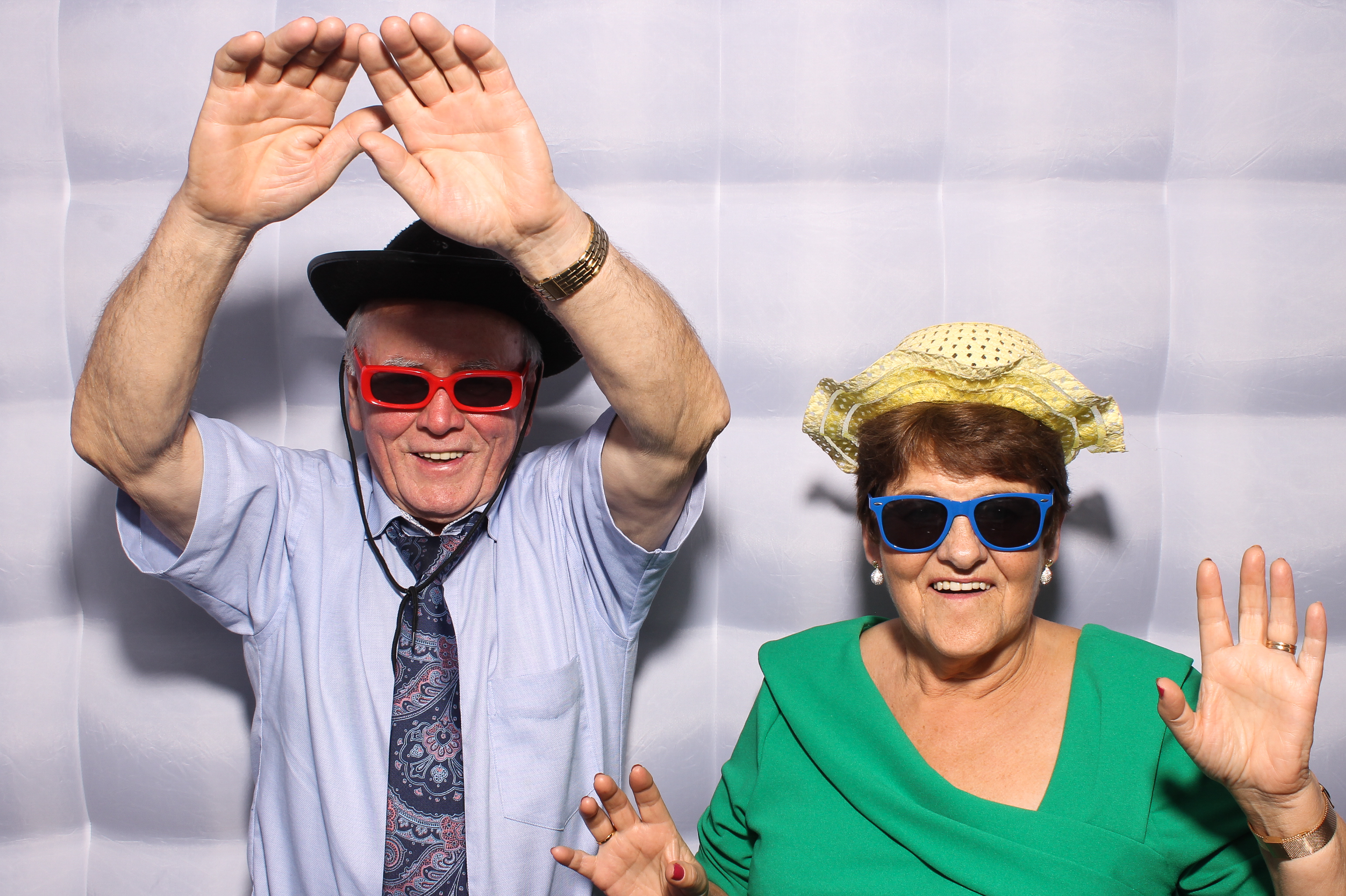 Mariah & Gary | View more photos from the event at gallery.snapmagic.ie/u/SnapMagic/Mariah-Gary