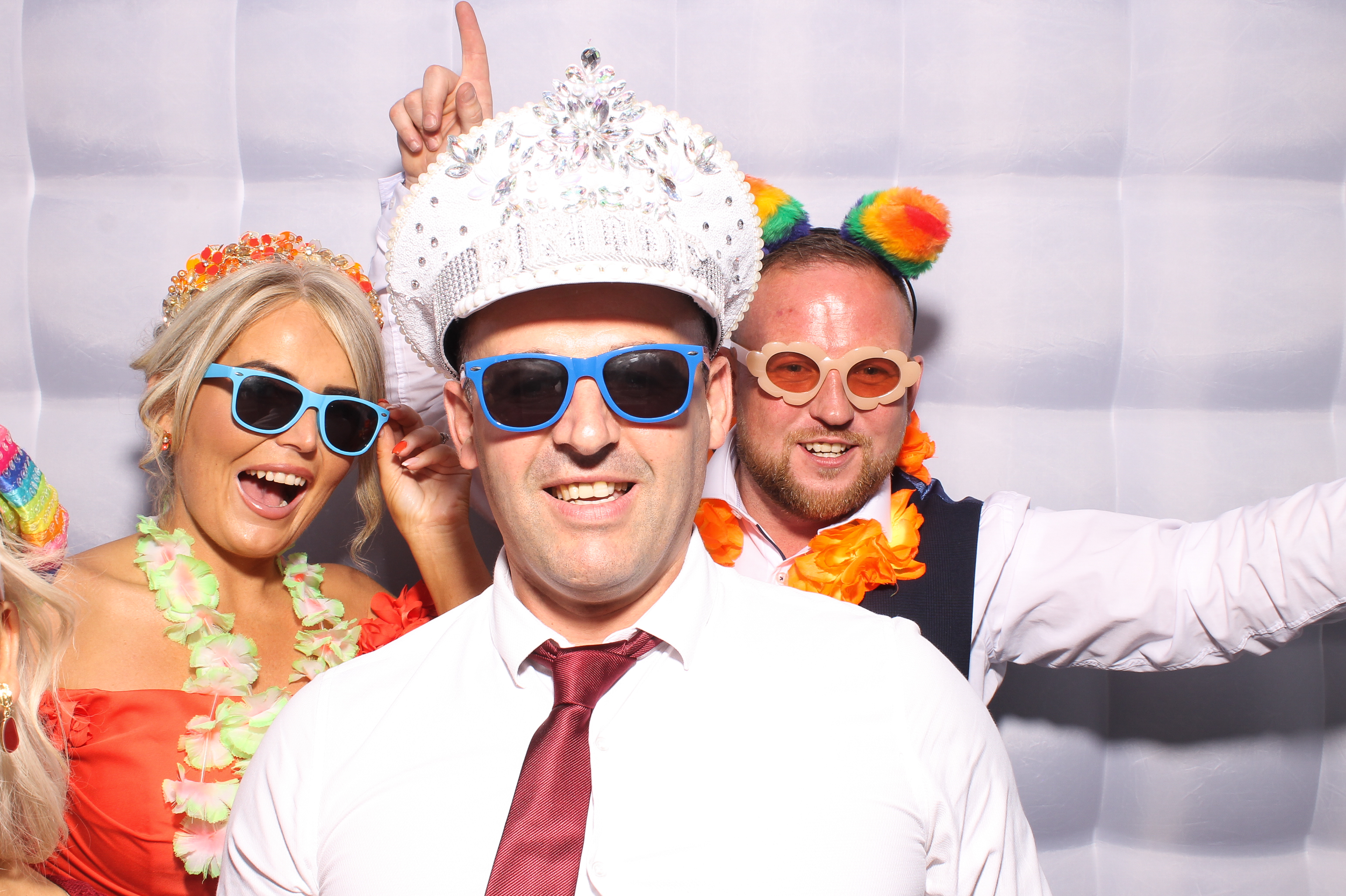 Mariah & Gary | View more photos from the event at gallery.snapmagic.ie/u/SnapMagic/Mariah-Gary