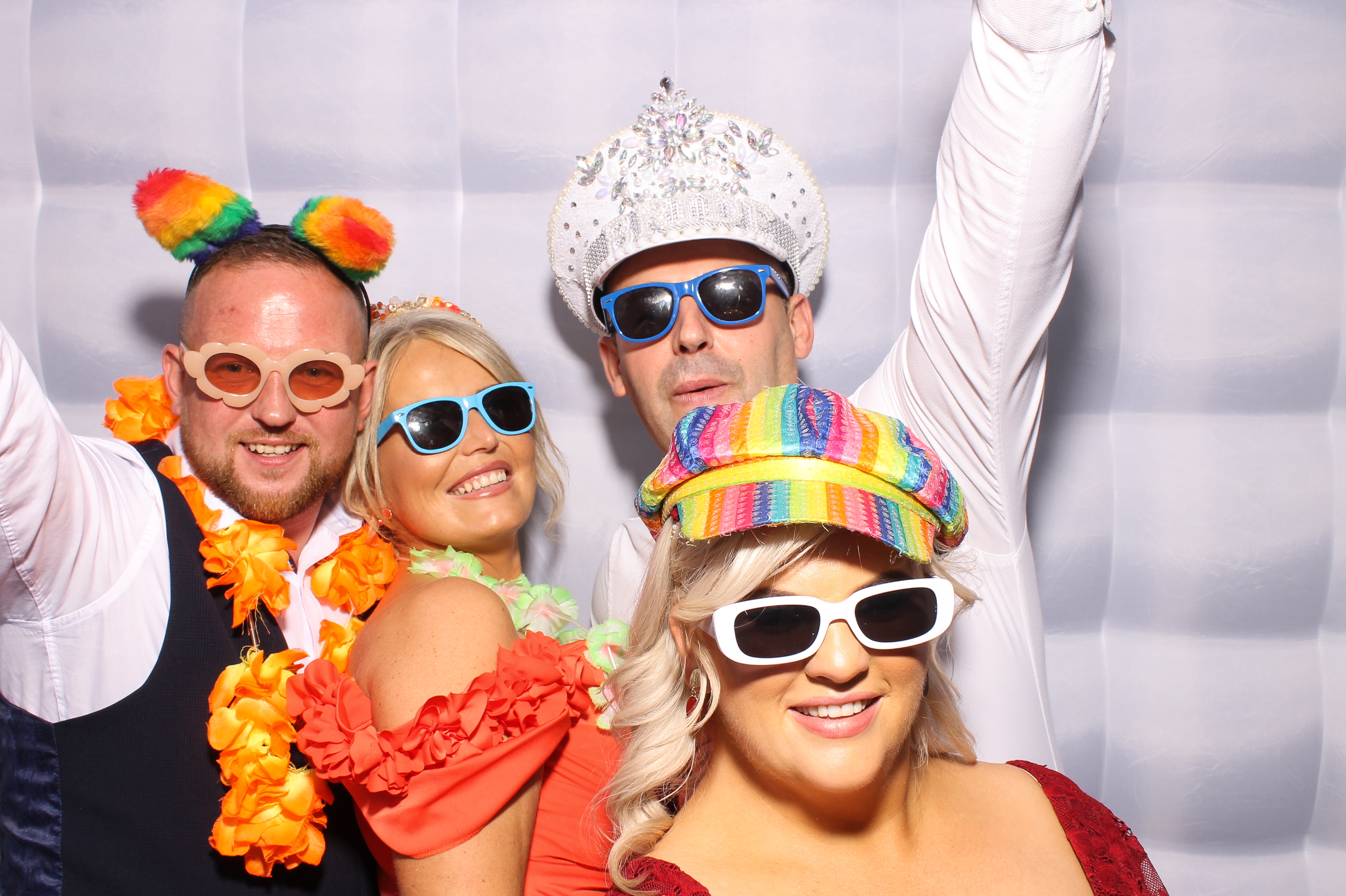 Mariah & Gary | View more photos from the event at gallery.snapmagic.ie/u/SnapMagic/Mariah-Gary