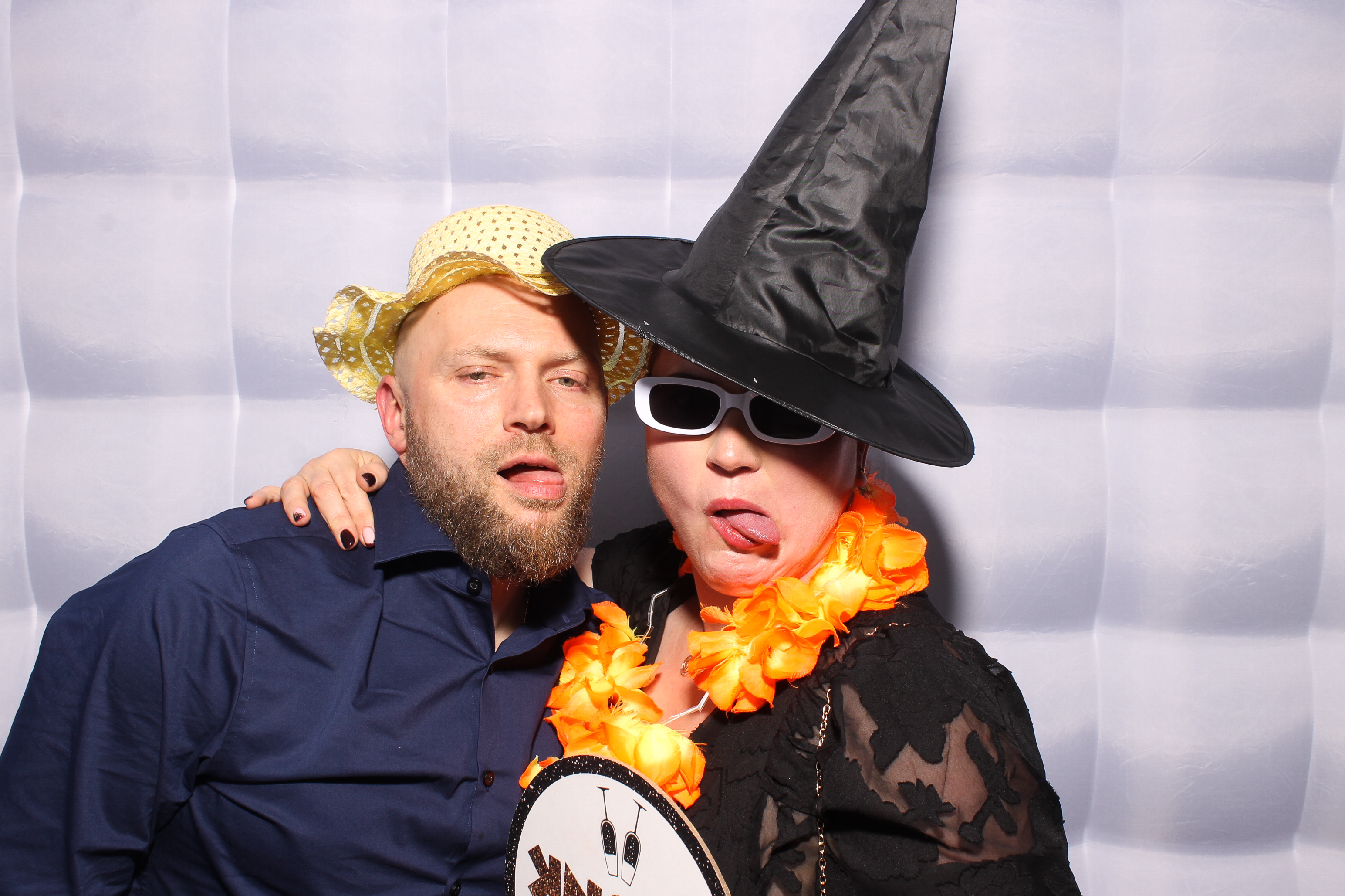 Mariah & Gary | View more photos from the event at gallery.snapmagic.ie/u/SnapMagic/Mariah-Gary