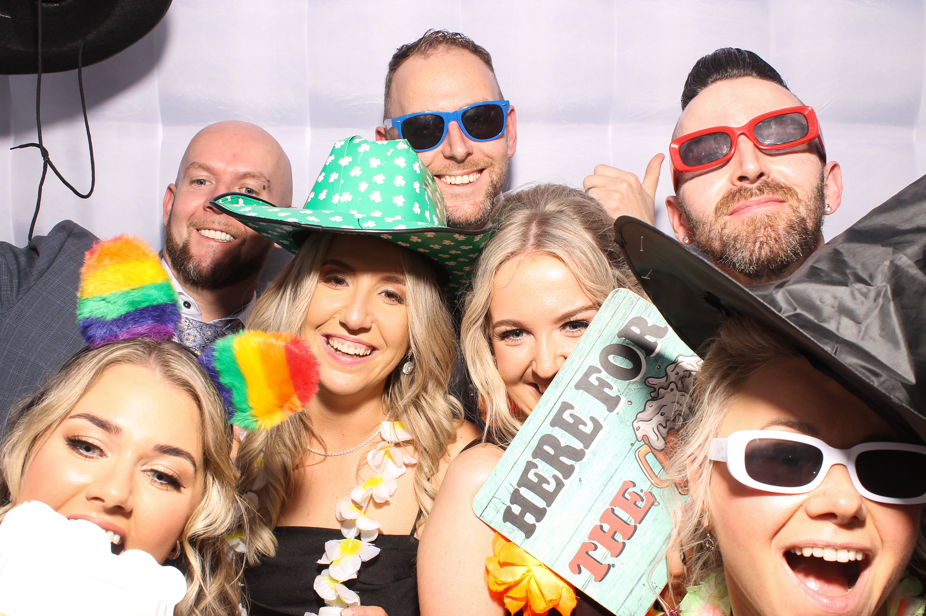 Mariah & Gary | View more photos from the event at gallery.snapmagic.ie/u/SnapMagic/Mariah-Gary