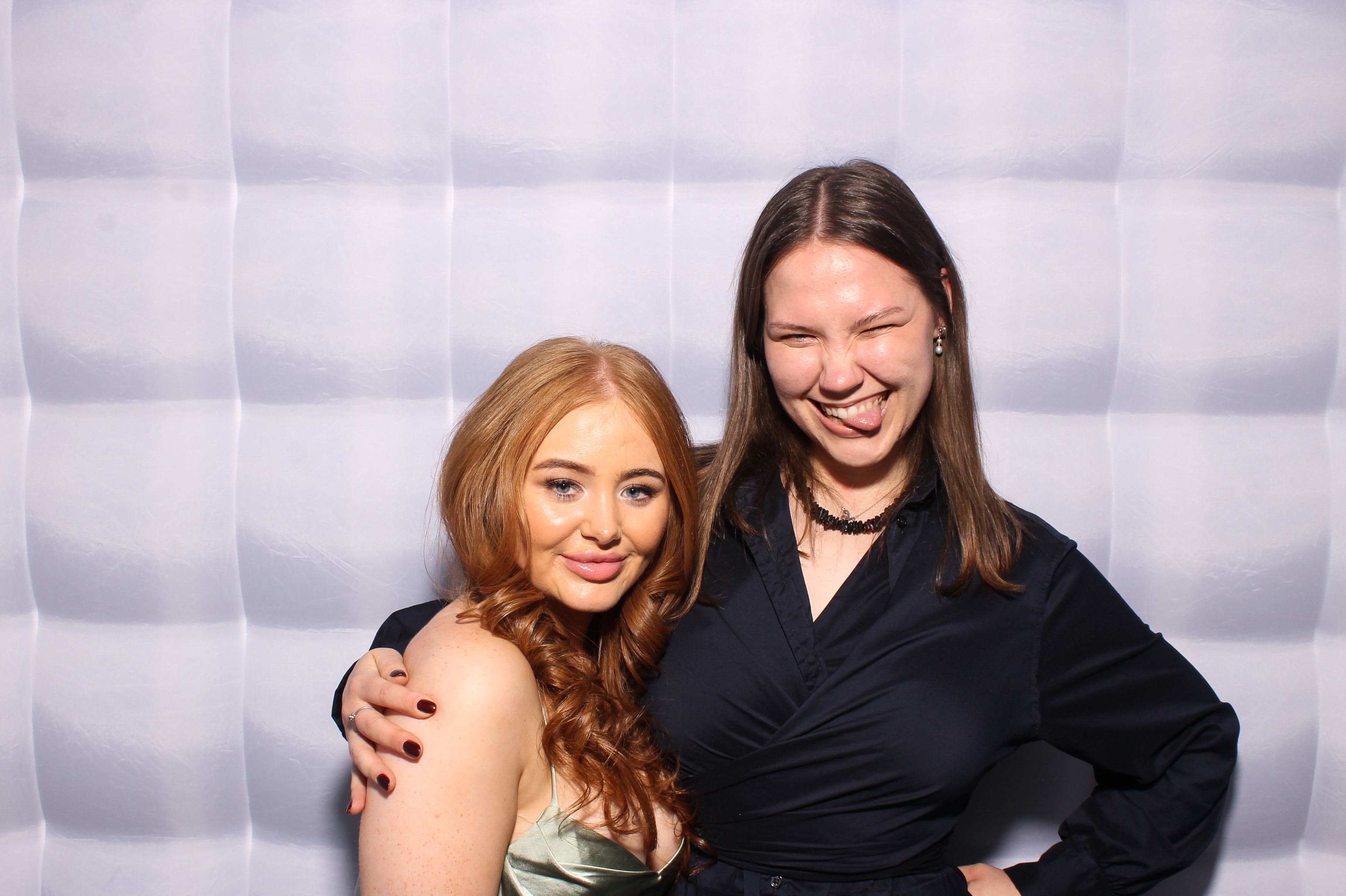 Mariah & Gary | View more photos from the event at gallery.snapmagic.ie/u/SnapMagic/Mariah-Gary