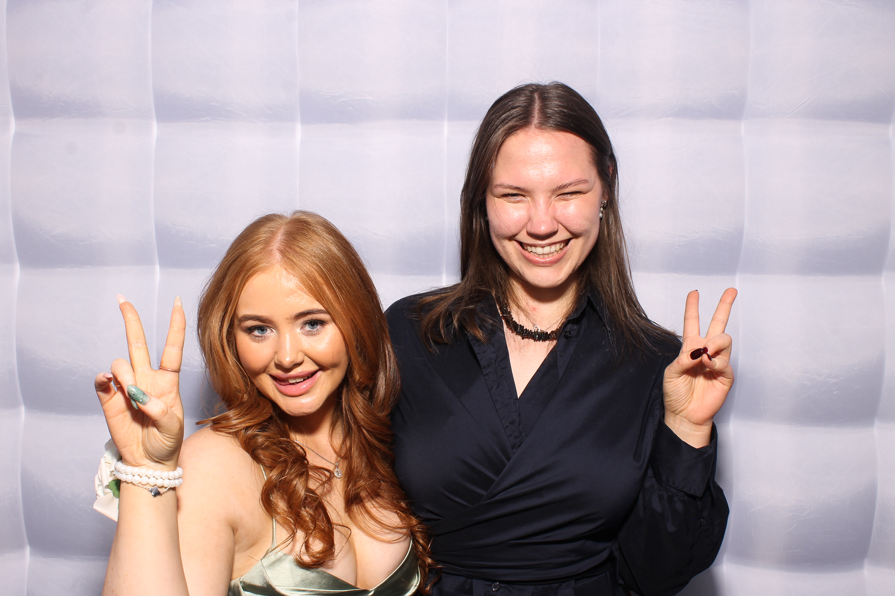 Mariah & Gary | View more photos from the event at gallery.snapmagic.ie/u/SnapMagic/Mariah-Gary