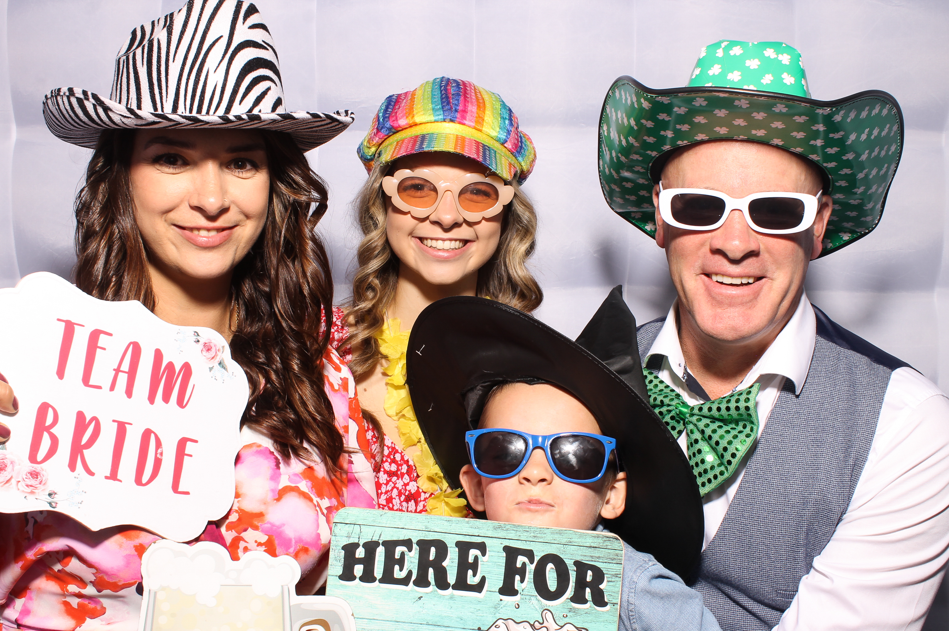 Mariah & Gary | View more photos from the event at gallery.snapmagic.ie/u/SnapMagic/Mariah-Gary