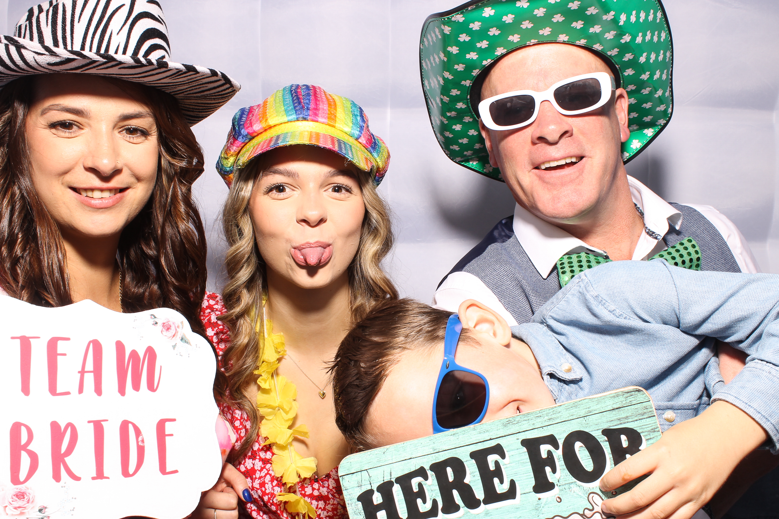 Mariah & Gary | View more photos from the event at gallery.snapmagic.ie/u/SnapMagic/Mariah-Gary