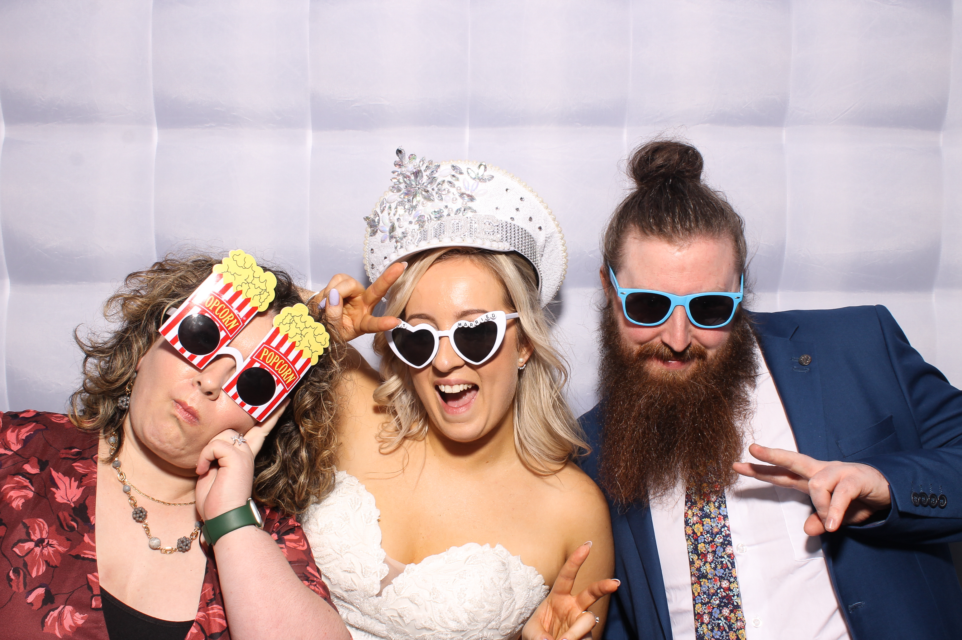 Mariah & Gary | View more photos from the event at gallery.snapmagic.ie/u/SnapMagic/Mariah-Gary