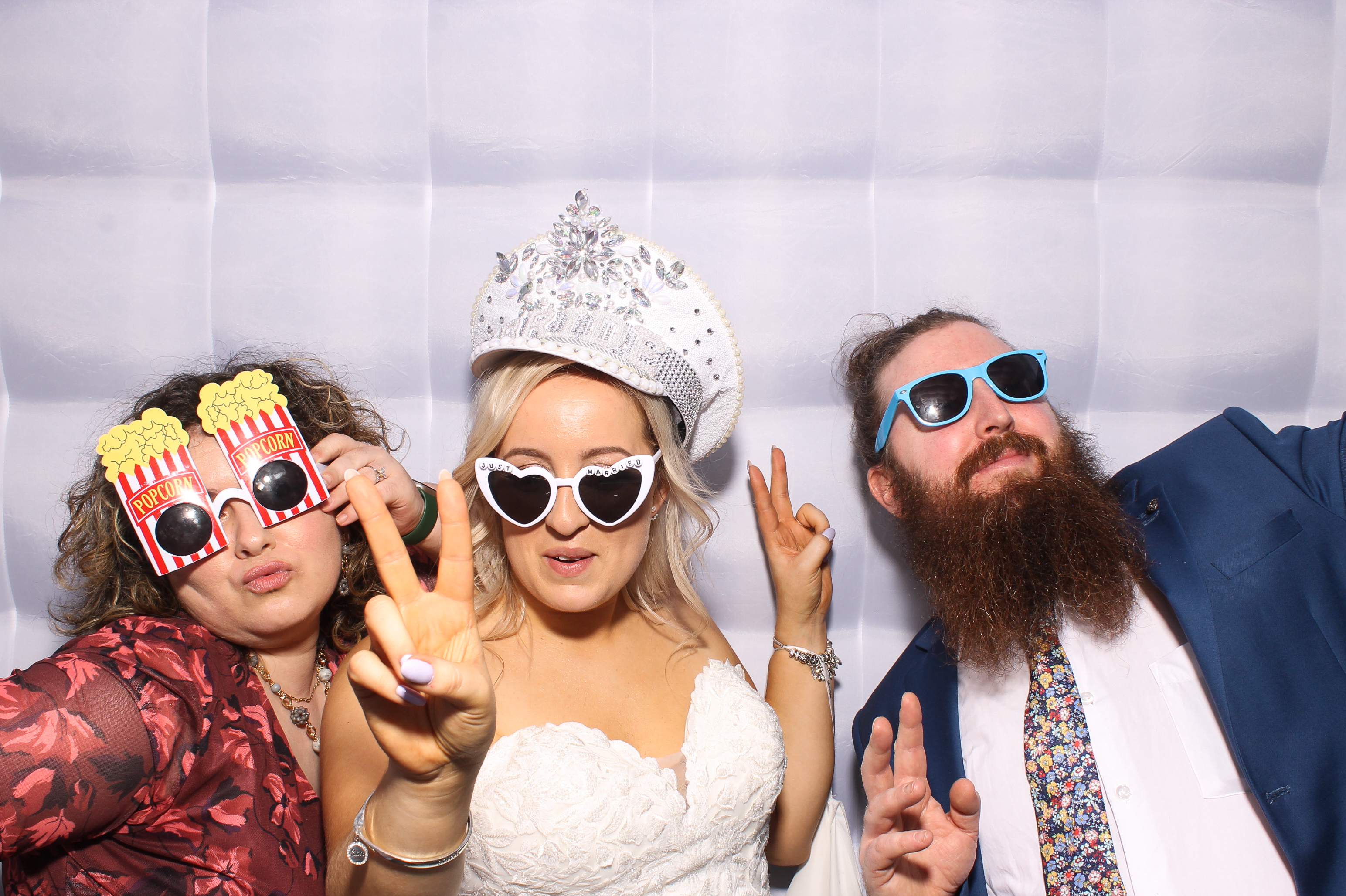 Mariah & Gary | View more photos from the event at gallery.snapmagic.ie/u/SnapMagic/Mariah-Gary