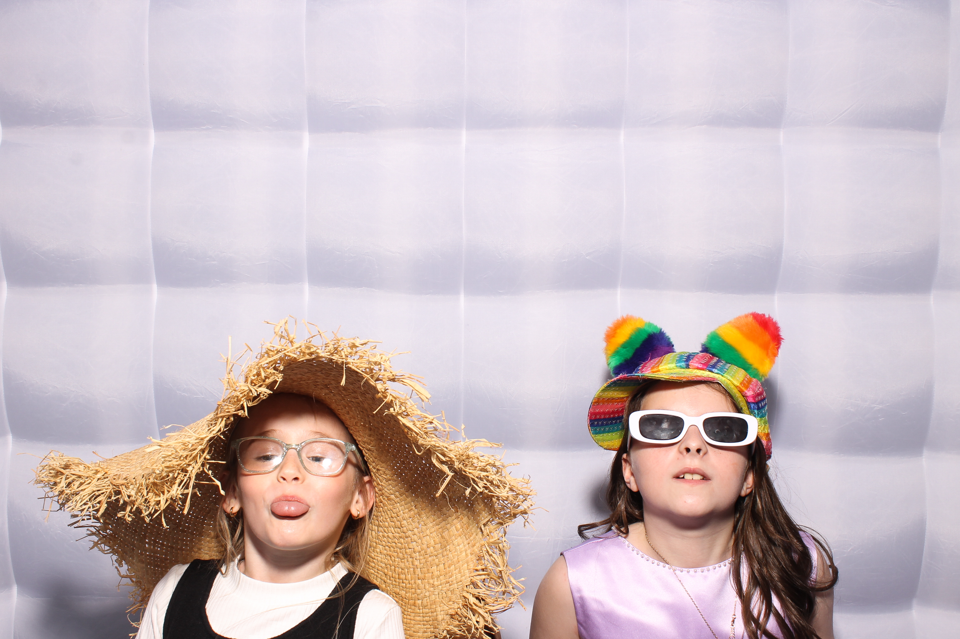 Mariah & Gary | View more photos from the event at gallery.snapmagic.ie/u/SnapMagic/Mariah-Gary