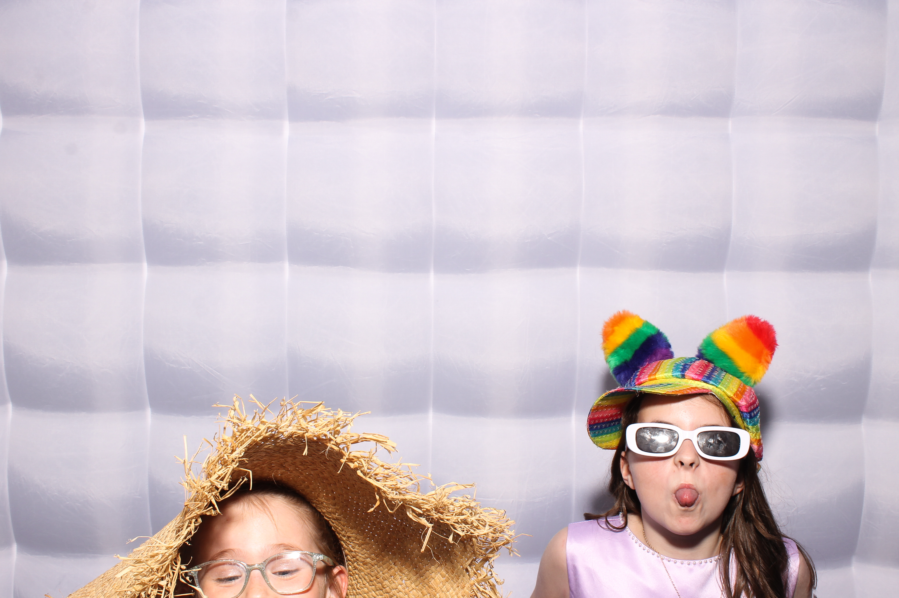 Mariah & Gary | View more photos from the event at gallery.snapmagic.ie/u/SnapMagic/Mariah-Gary