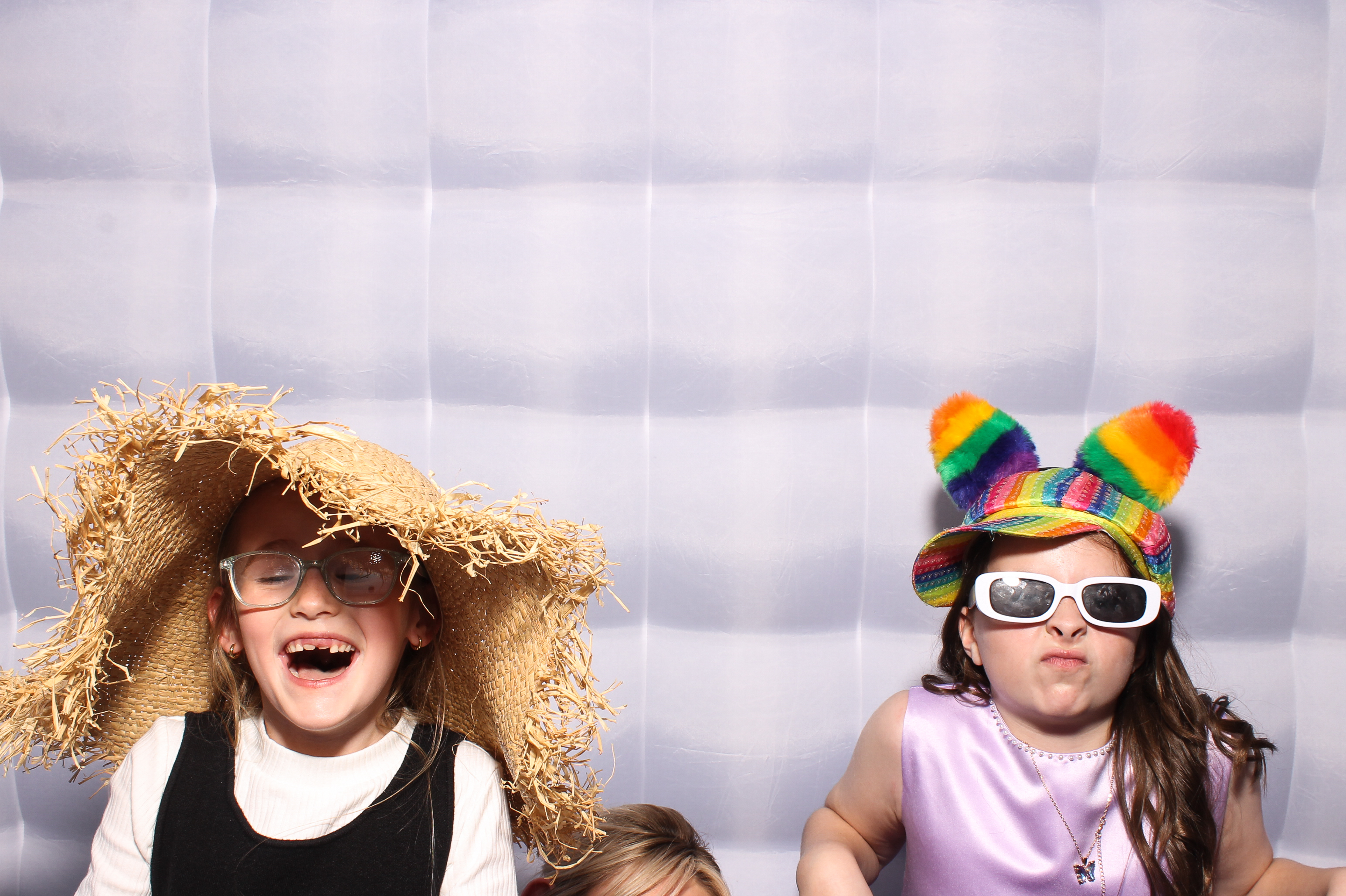 Mariah & Gary | View more photos from the event at gallery.snapmagic.ie/u/SnapMagic/Mariah-Gary