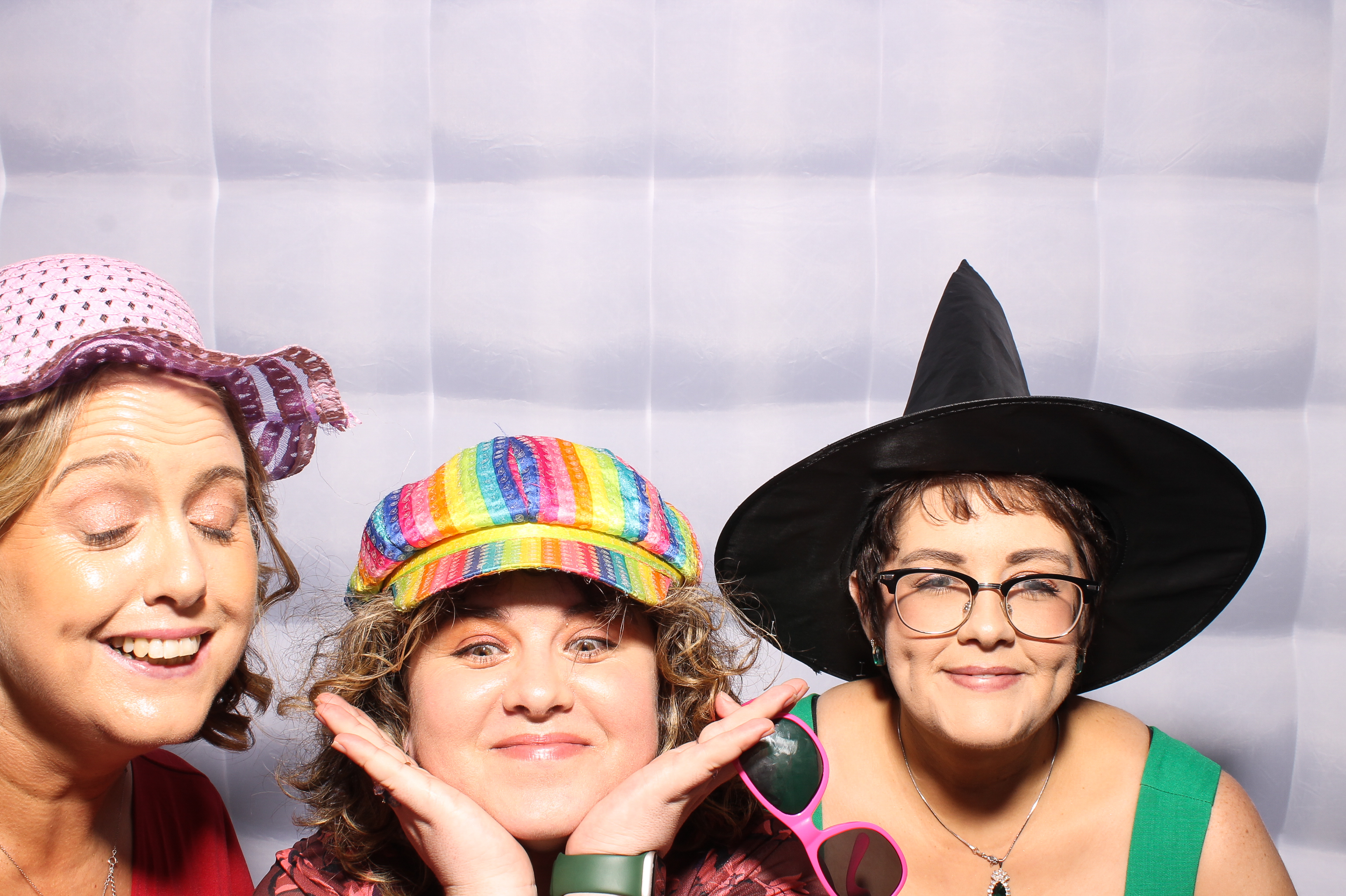 Mariah & Gary | View more photos from the event at gallery.snapmagic.ie/u/SnapMagic/Mariah-Gary