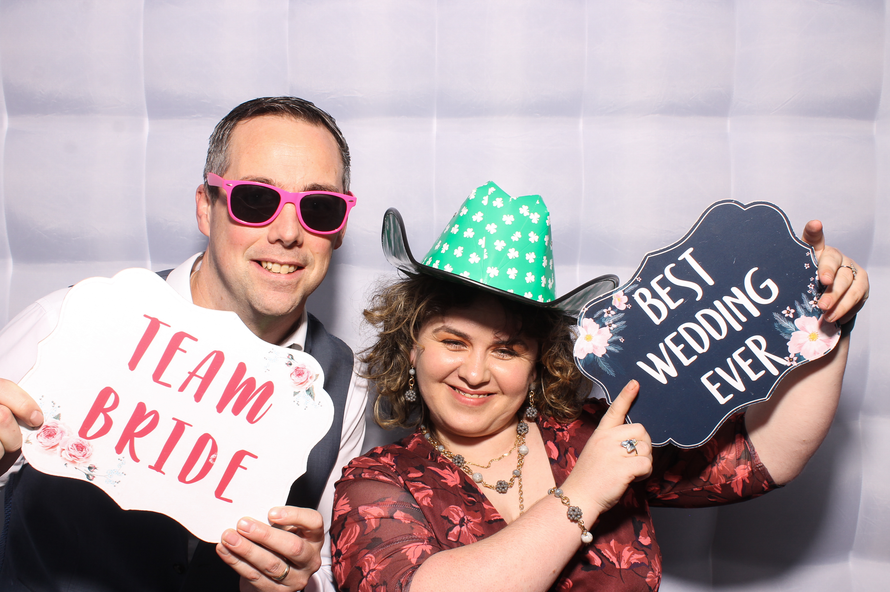 Mariah & Gary | View more photos from the event at gallery.snapmagic.ie/u/SnapMagic/Mariah-Gary