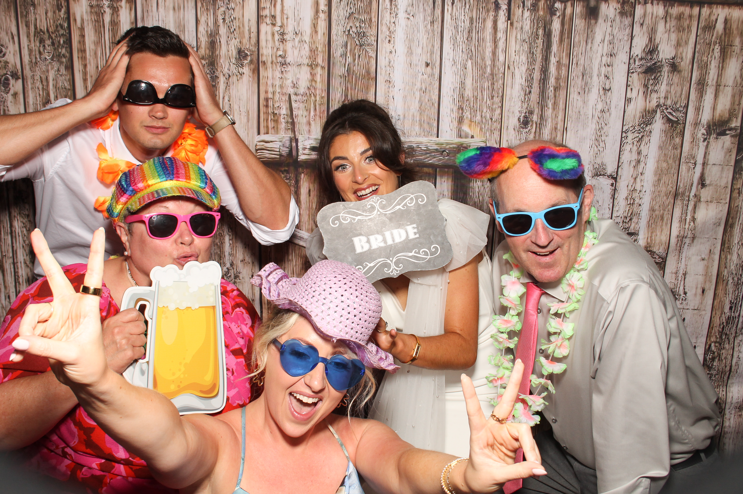 Naomi & Cian | View more photos from the event at gallery.snapmagic.ie/u/SnapMagic/Naomi-Cian