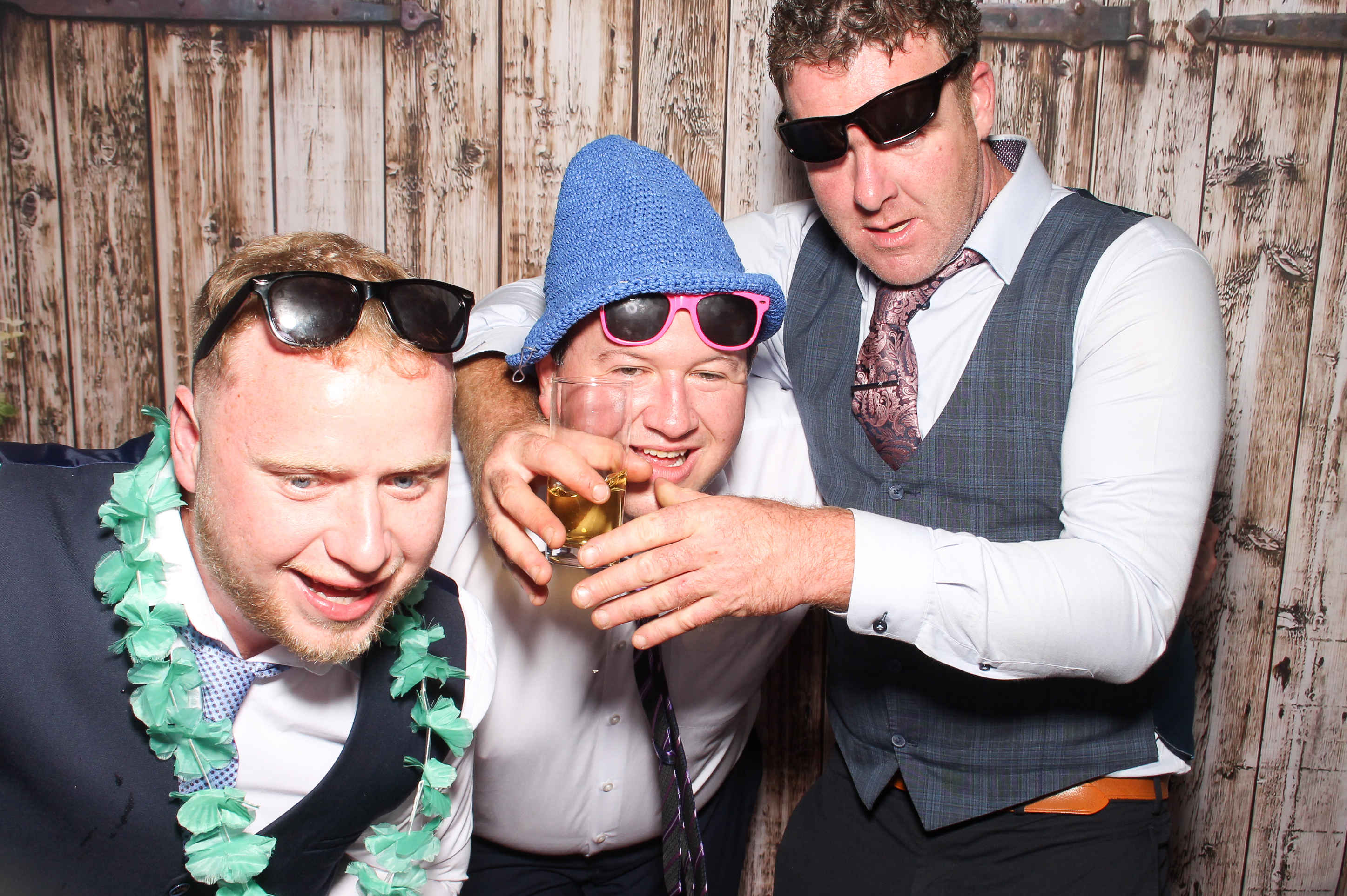 Naomi & Cian | View more photos from the event at gallery.snapmagic.ie/u/SnapMagic/Naomi-Cian