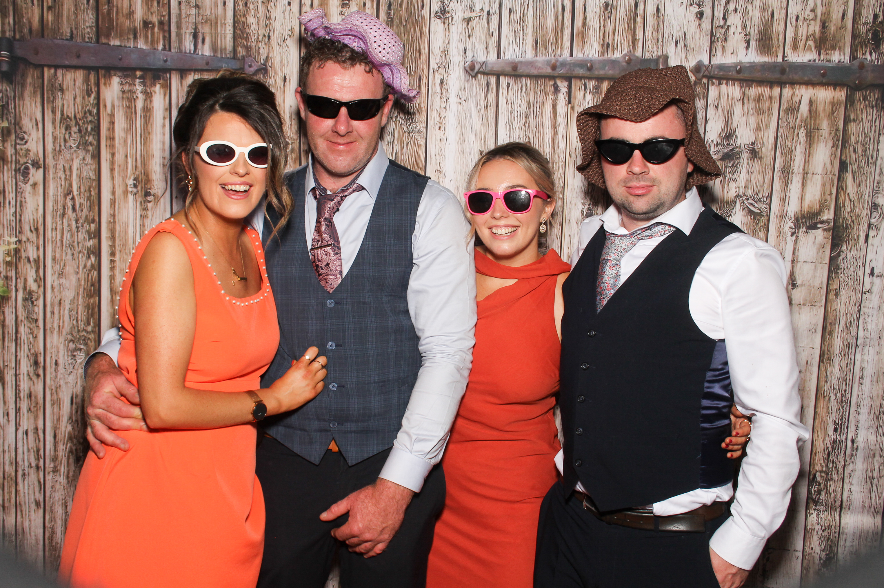 Naomi & Cian | View more photos from the event at gallery.snapmagic.ie/u/SnapMagic/Naomi-Cian