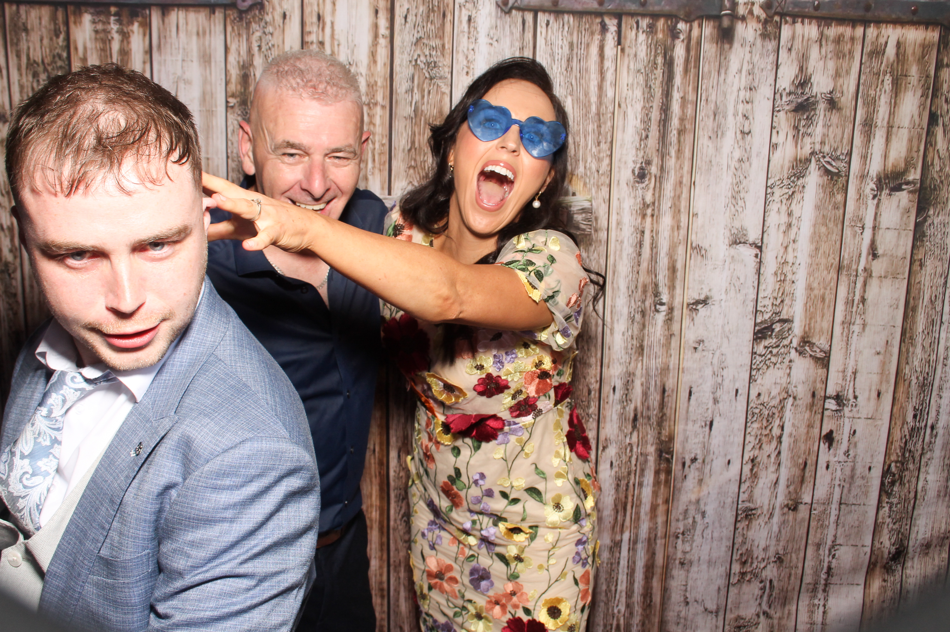 Naomi & Cian | View more photos from the event at gallery.snapmagic.ie/u/SnapMagic/Naomi-Cian