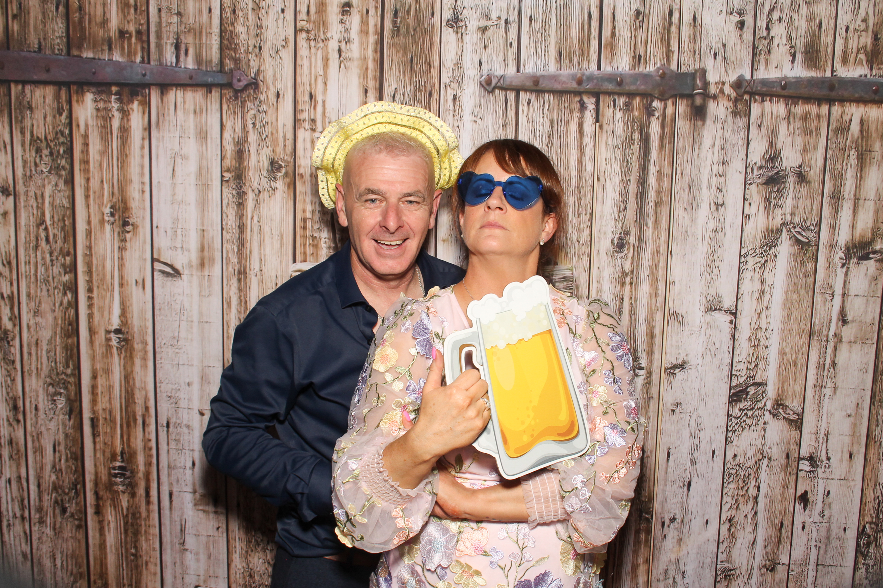 Naomi & Cian | View more photos from the event at gallery.snapmagic.ie/u/SnapMagic/Naomi-Cian