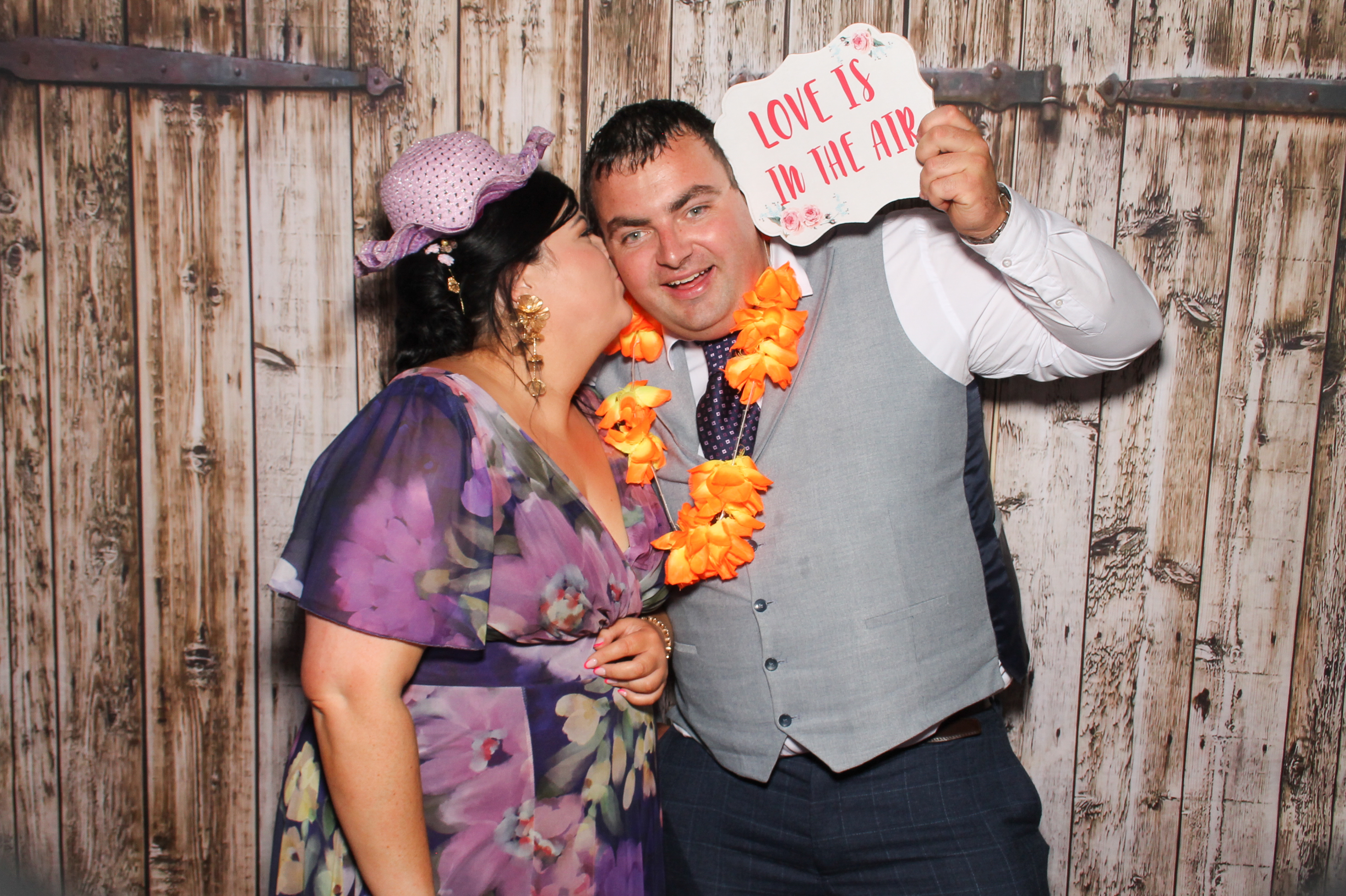 Naomi & Cian | View more photos from the event at gallery.snapmagic.ie/u/SnapMagic/Naomi-Cian