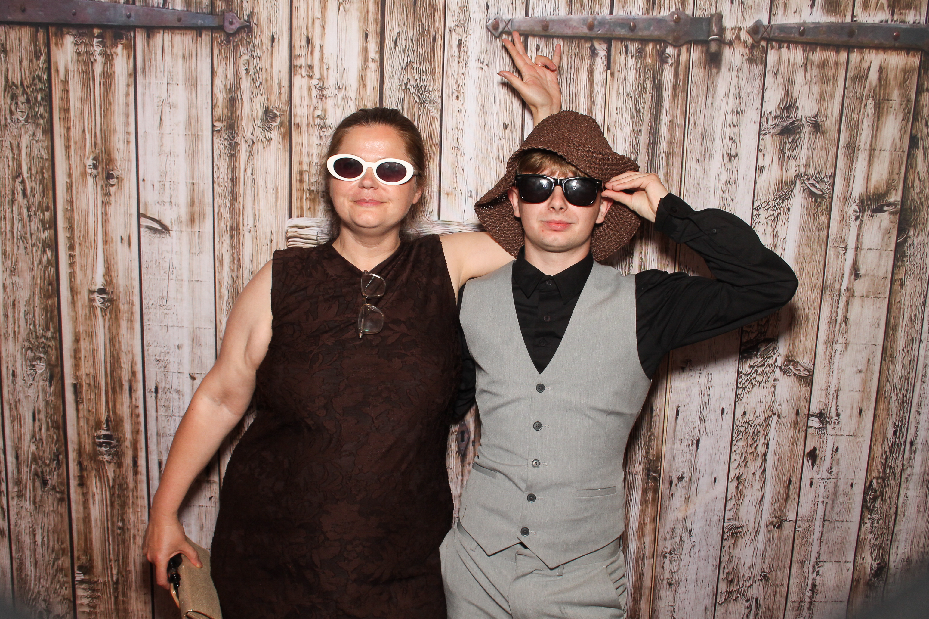 Naomi & Cian | View more photos from the event at gallery.snapmagic.ie/u/SnapMagic/Naomi-Cian