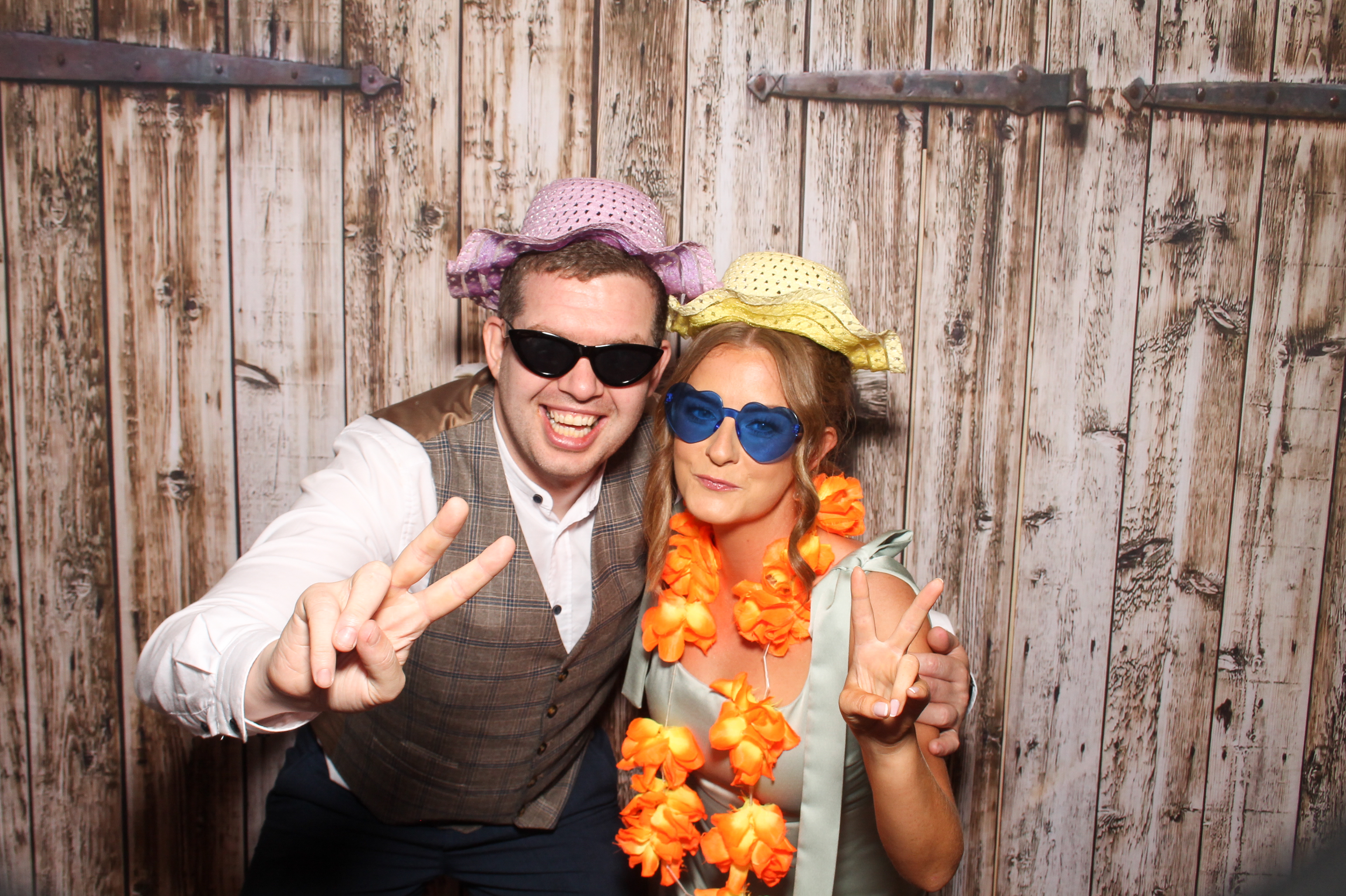 Naomi & Cian | View more photos from the event at gallery.snapmagic.ie/u/SnapMagic/Naomi-Cian