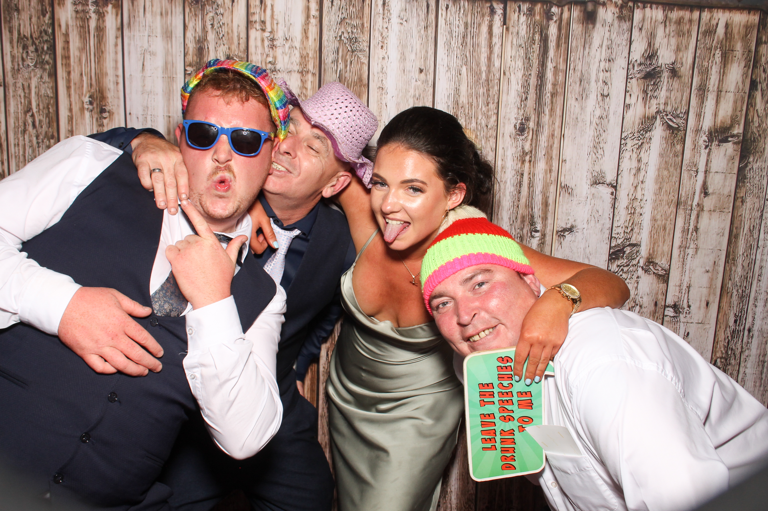 Naomi & Cian | View more photos from the event at gallery.snapmagic.ie/u/SnapMagic/Naomi-Cian