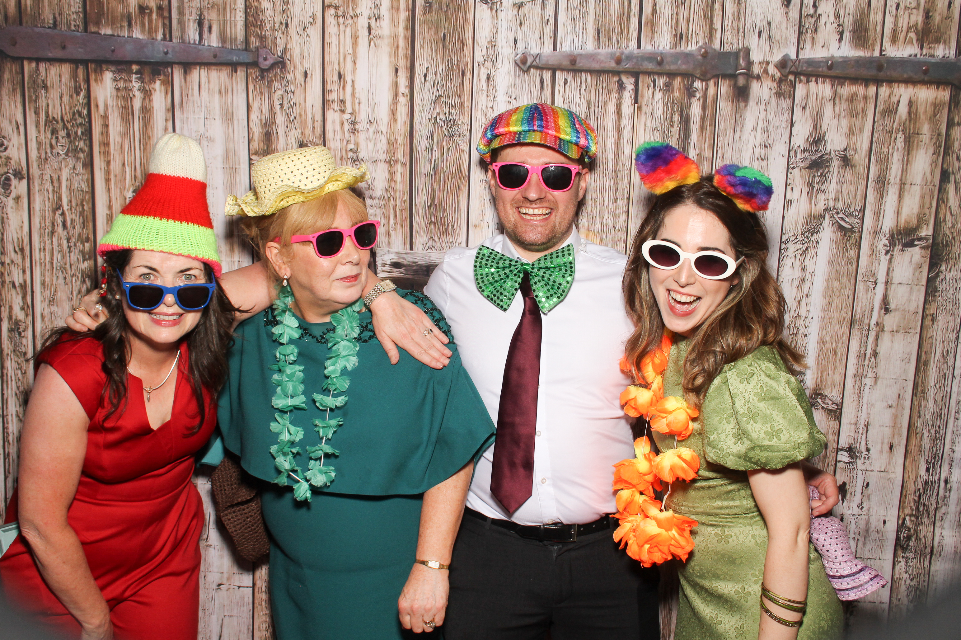 Naomi & Cian | View more photos from the event at gallery.snapmagic.ie/u/SnapMagic/Naomi-Cian