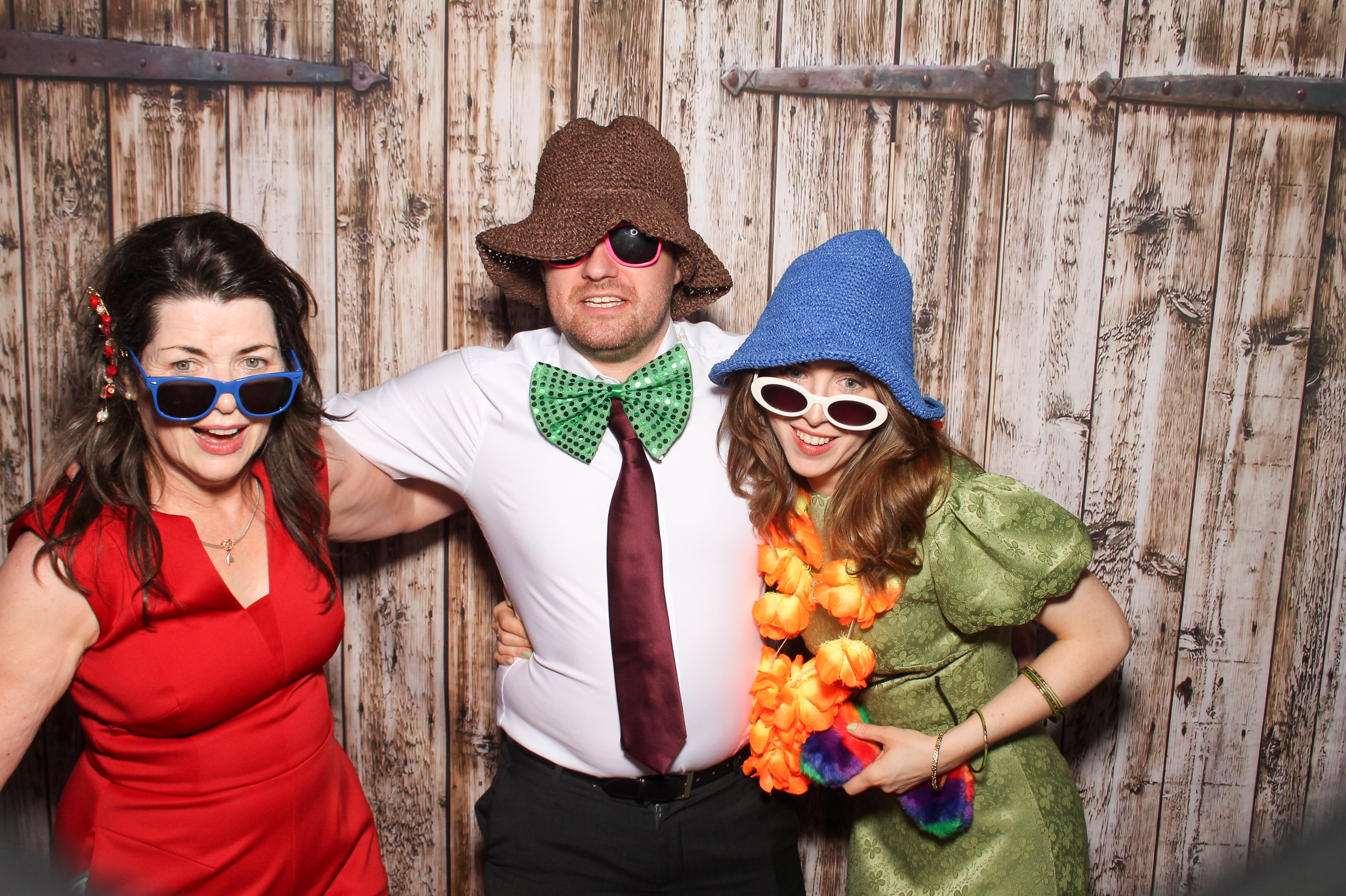 Naomi & Cian | View more photos from the event at gallery.snapmagic.ie/u/SnapMagic/Naomi-Cian