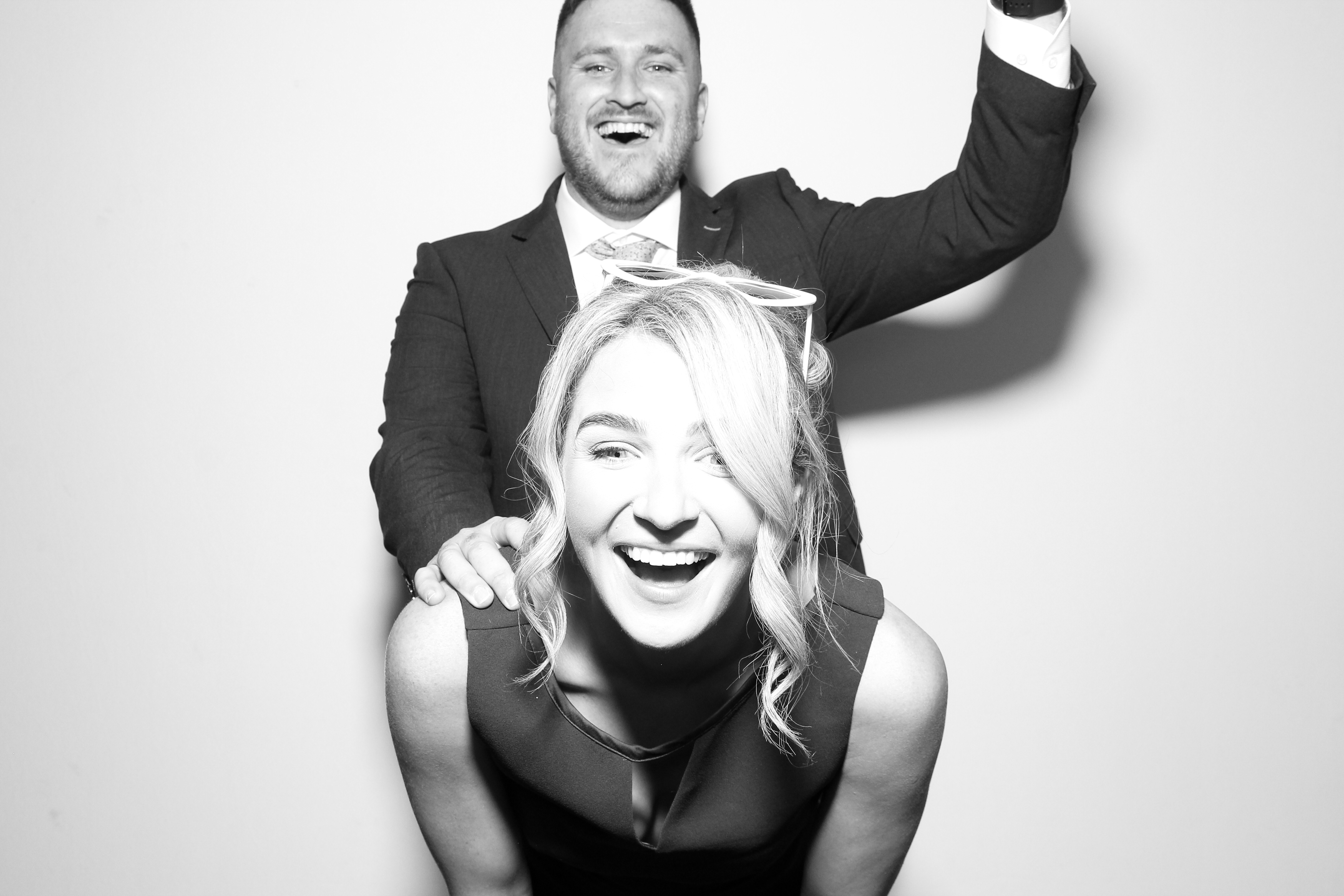 Nicola & Gary | View more photos from the event at gallery.snapmagic.ie/u/SnapMagic/Nicola-Gary