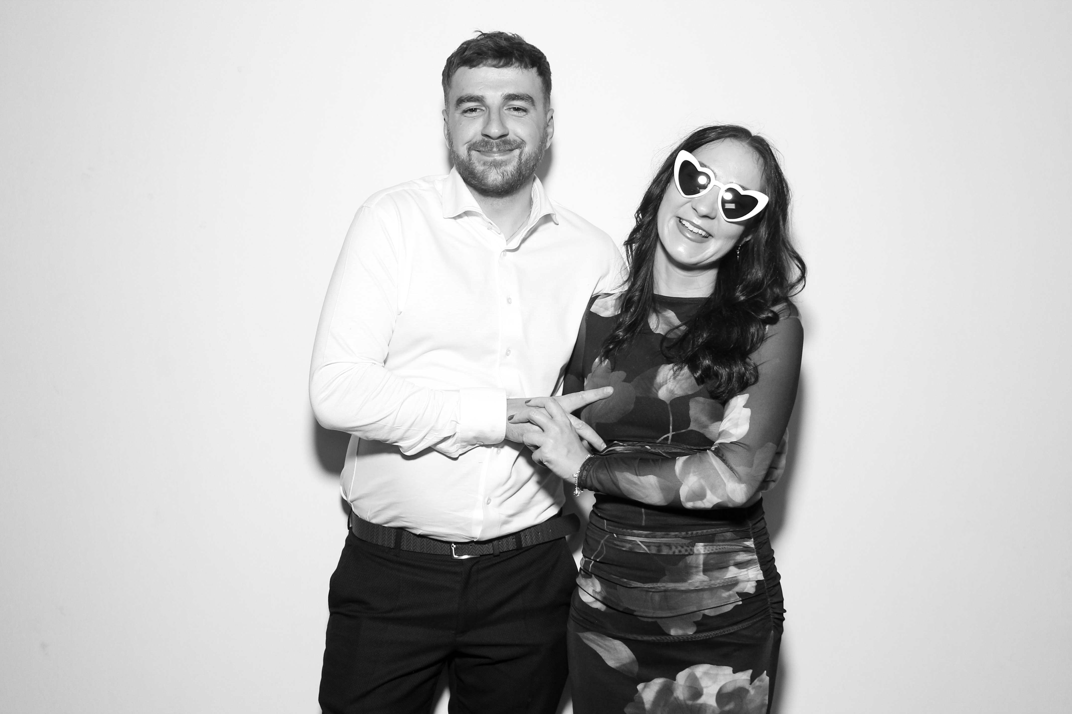 Nicola & Gary | View more photos from the event at gallery.snapmagic.ie/u/SnapMagic/Nicola-Gary