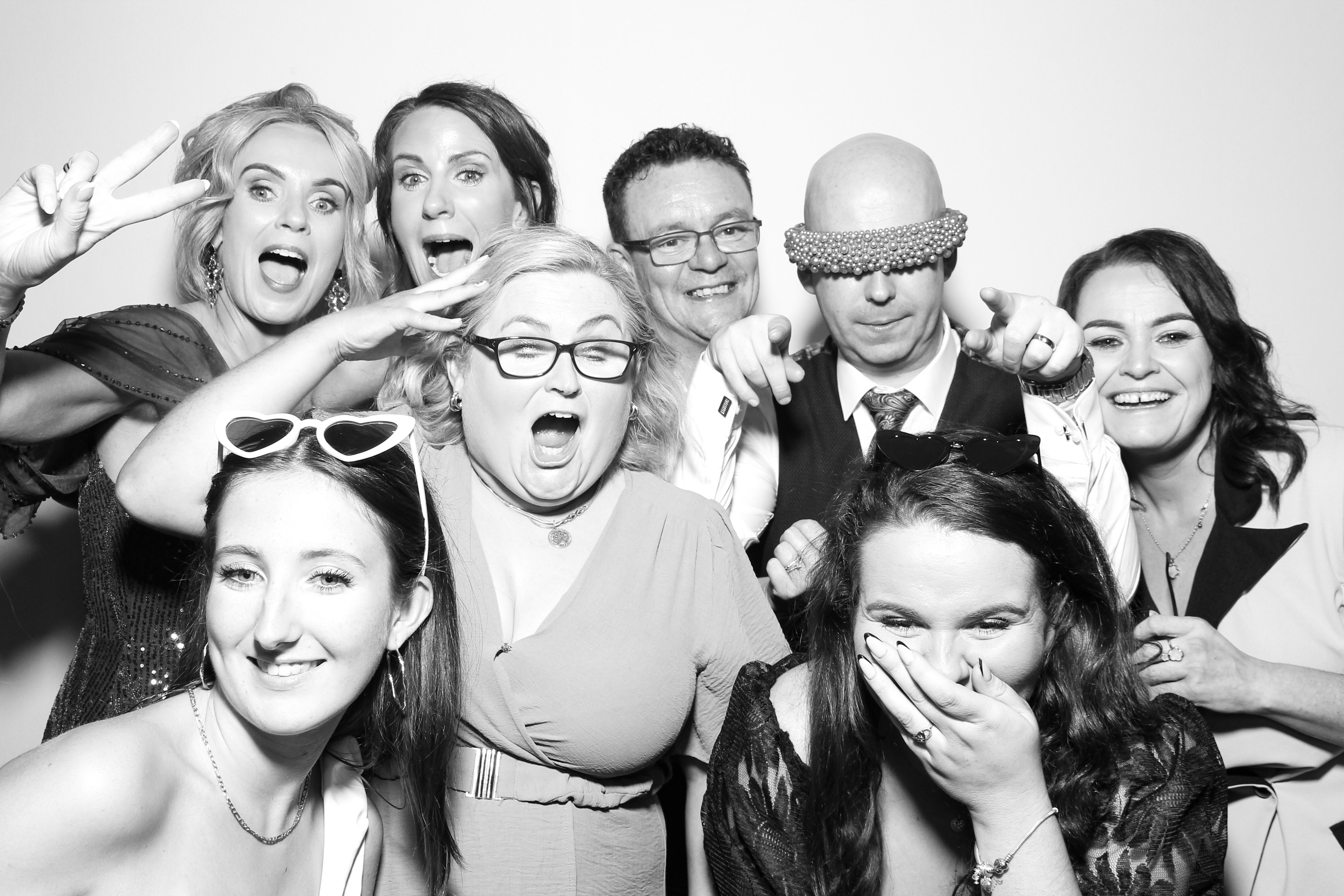 Nicola & Gary | View more photos from the event at gallery.snapmagic.ie/u/SnapMagic/Nicola-Gary